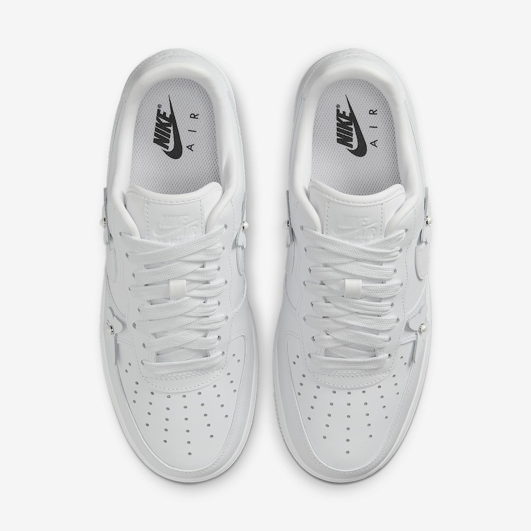 Nike Air Force 1 Low Women's Shoes Product Image