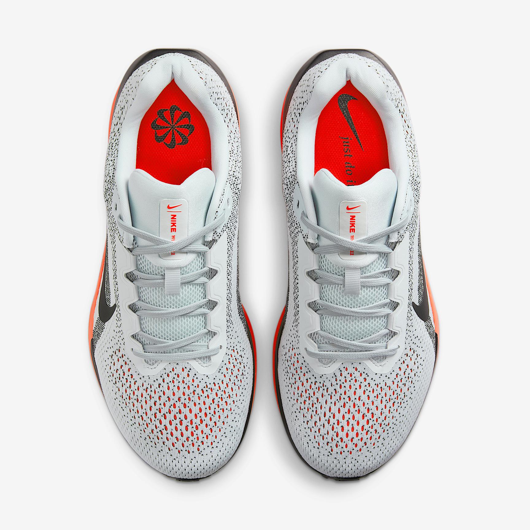 Nike Men's Winflo 11 Road Running Shoes (Extra Wide) Product Image