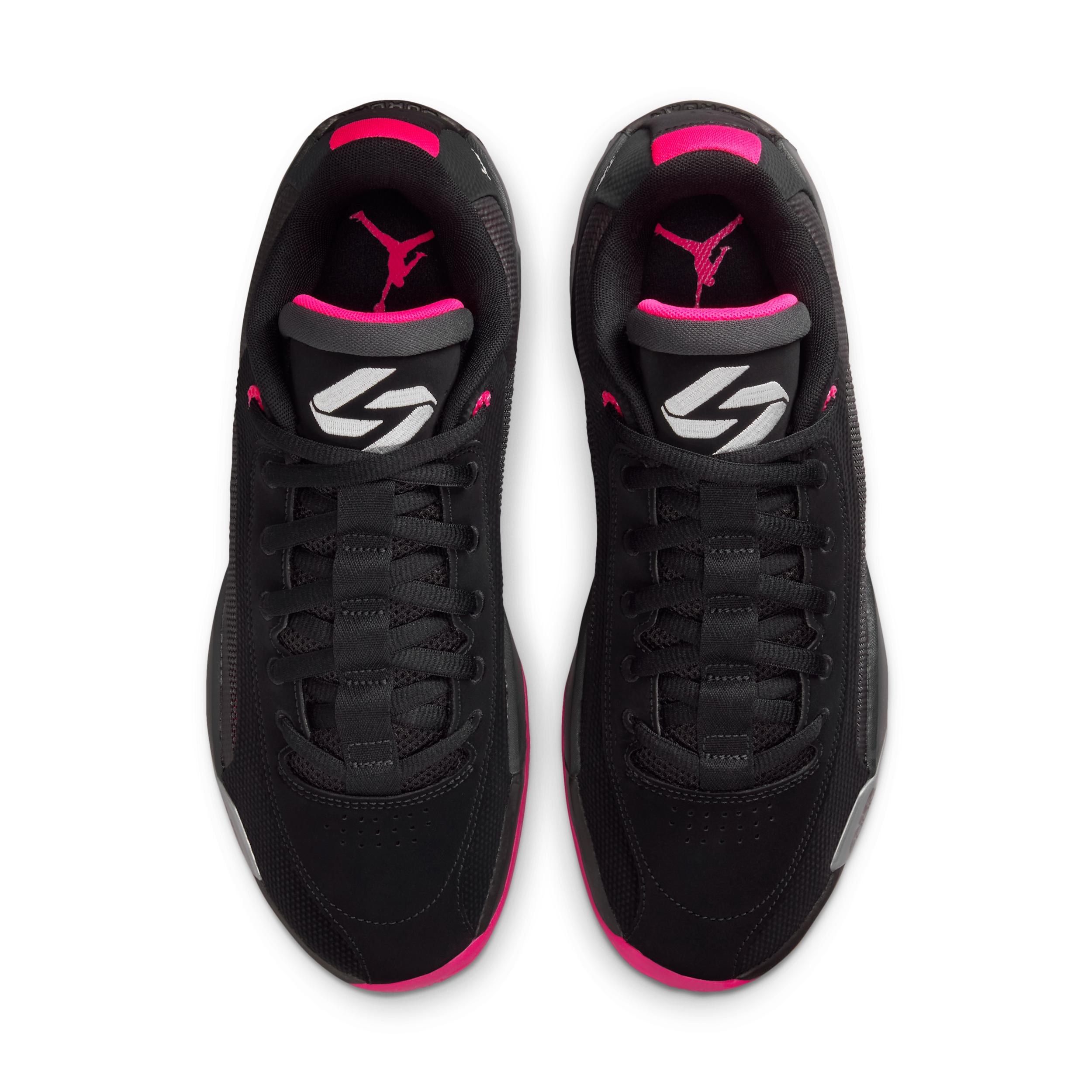 Nike Men's Luka .77 "Navidor" Basketball Shoes Product Image