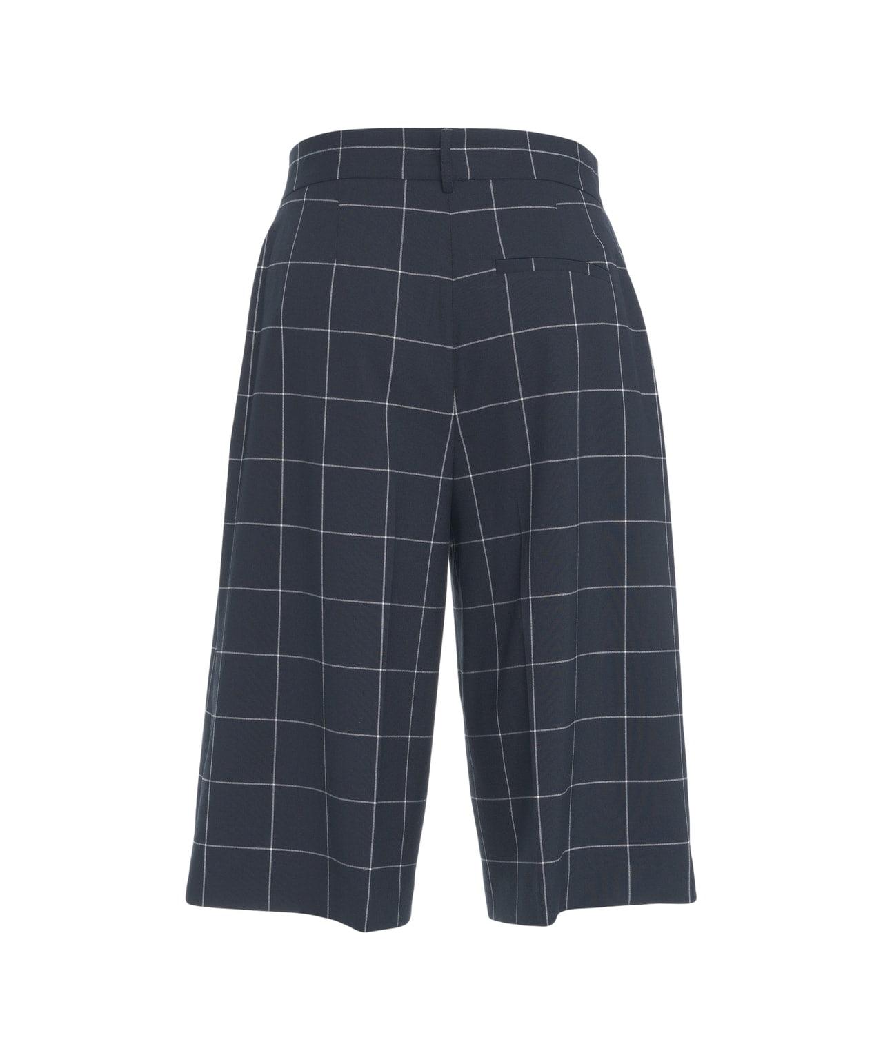 Pleated bermuda Product Image