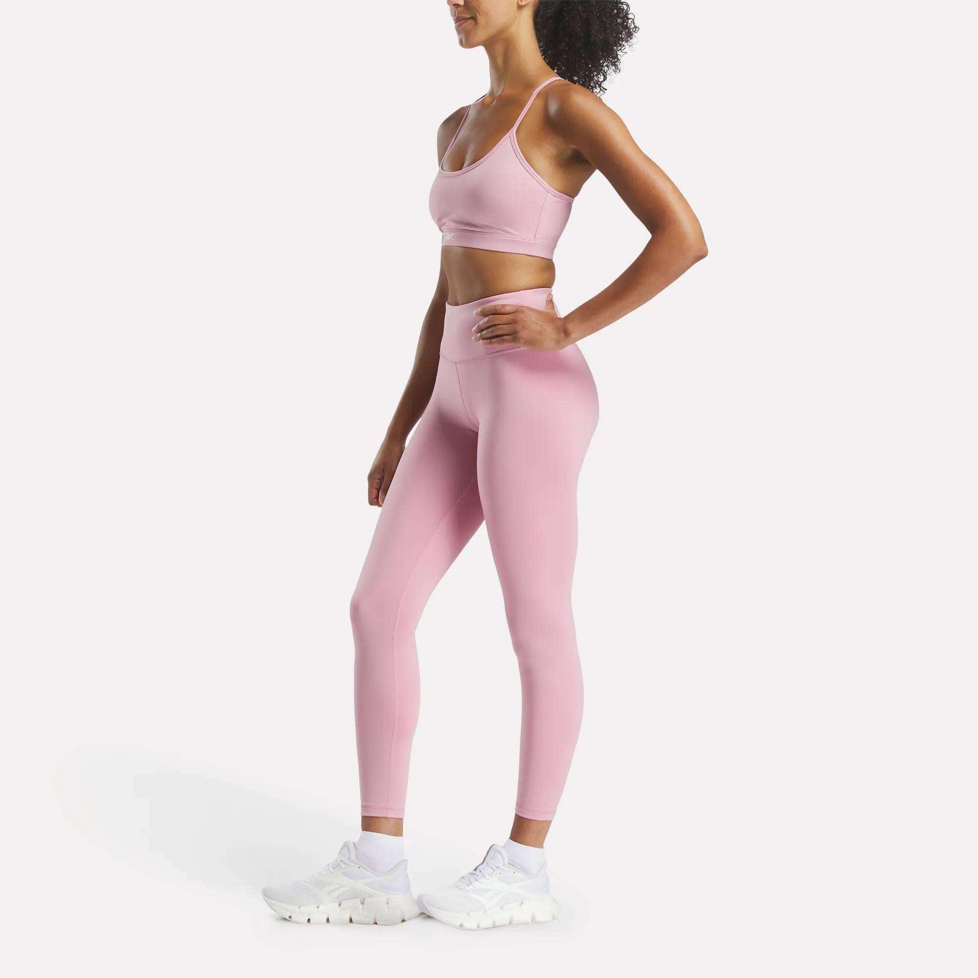 Women's Strappy Sports Bra Product Image