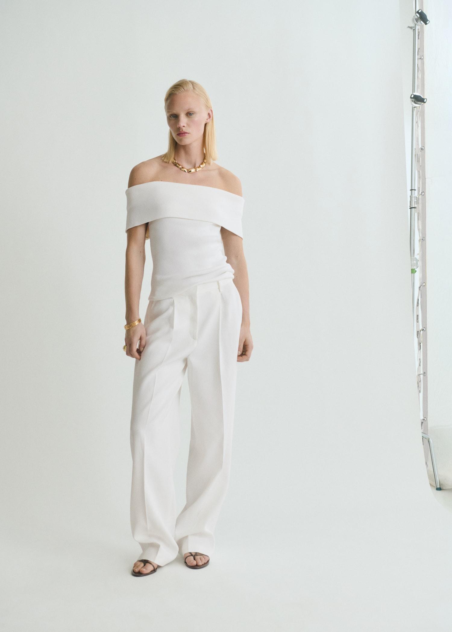 Strapless knitted top - Women | MANGO USA Product Image