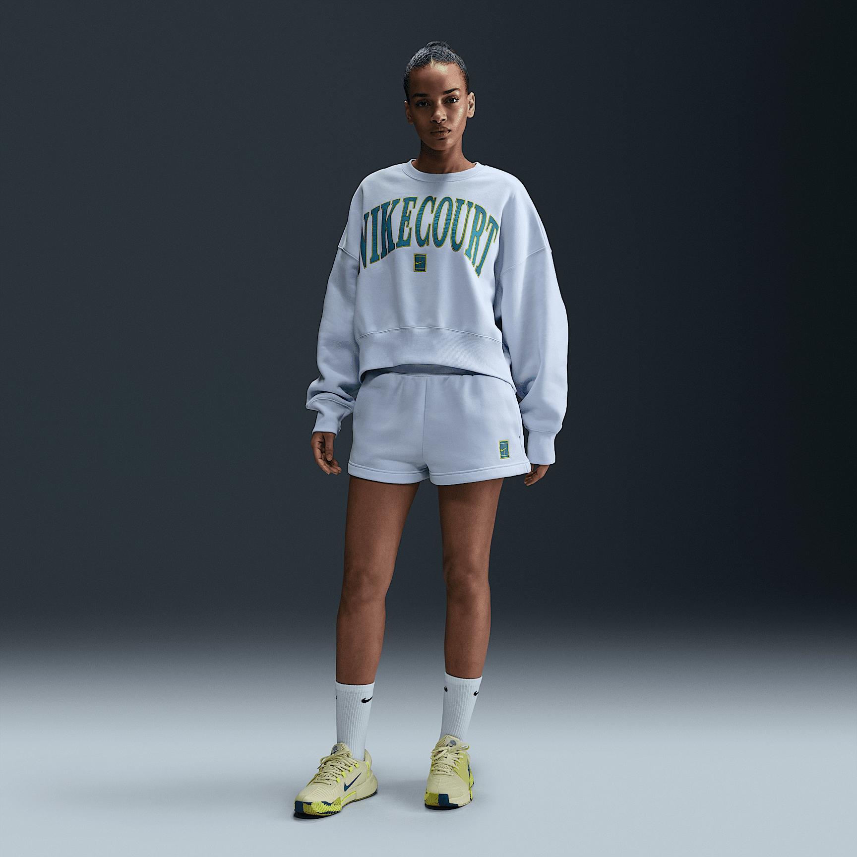 NikeCourt Phoenix Fleece Women's Over-Oversized Crew-Neck Tennis Sweatshirt Product Image
