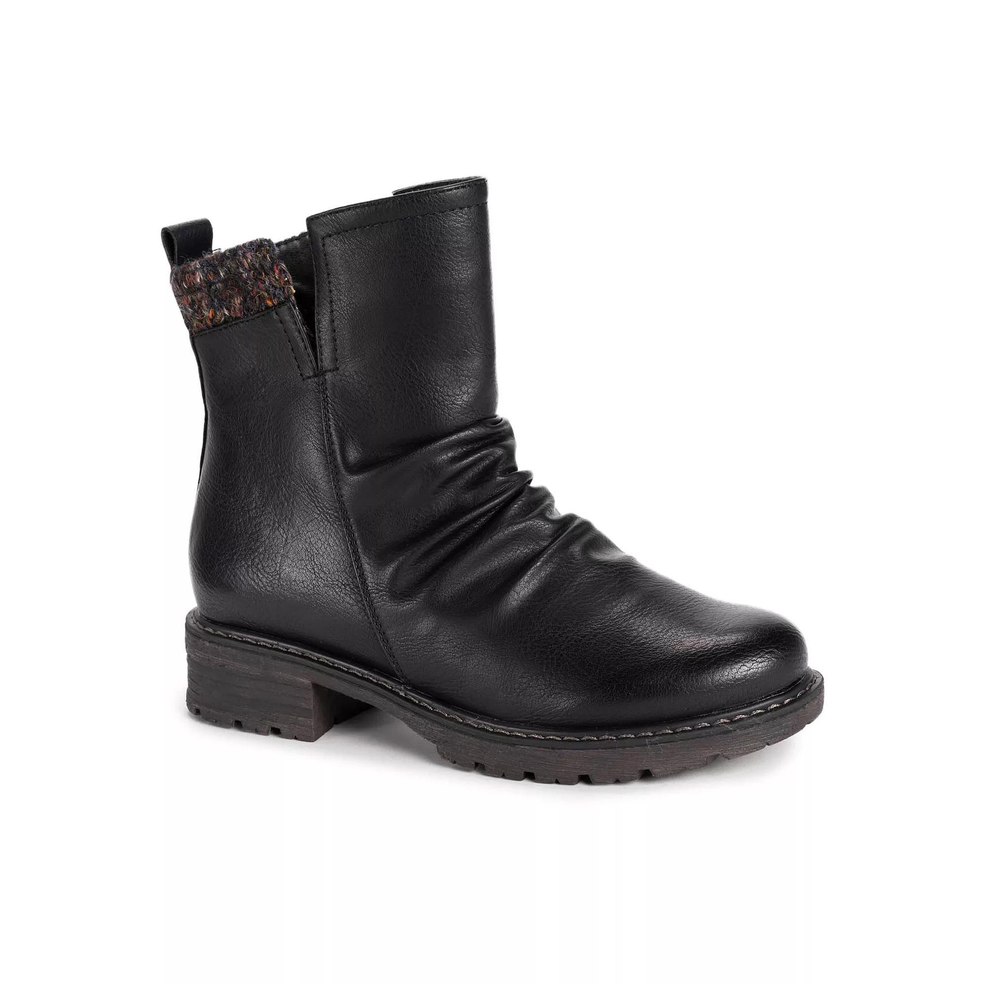 MUK LUKS Logger Banff Women's Ankle Boots,  Product Image