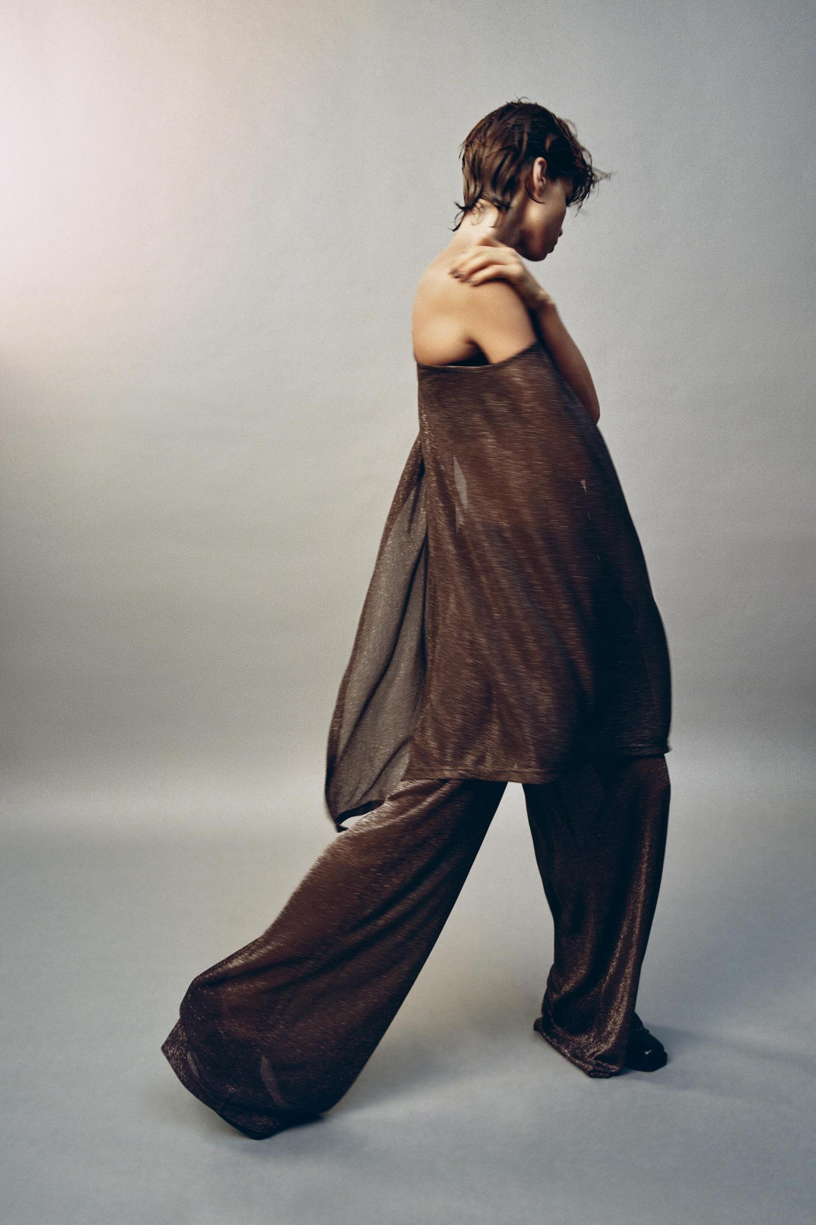 ASYMMETRIC METALLIC THREAD CAPE Product Image