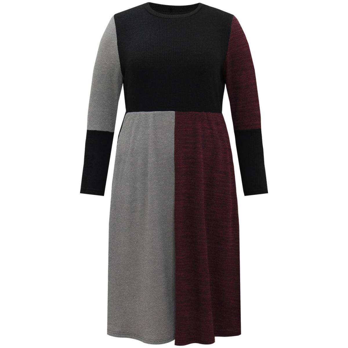 Plus Size Rib Knit Colorblock Contrast Pocket Dress Black Women Casual Rib Knit Round Neck Long Sleeve Curvy Midi Dress BloomChic 30/6X Product Image