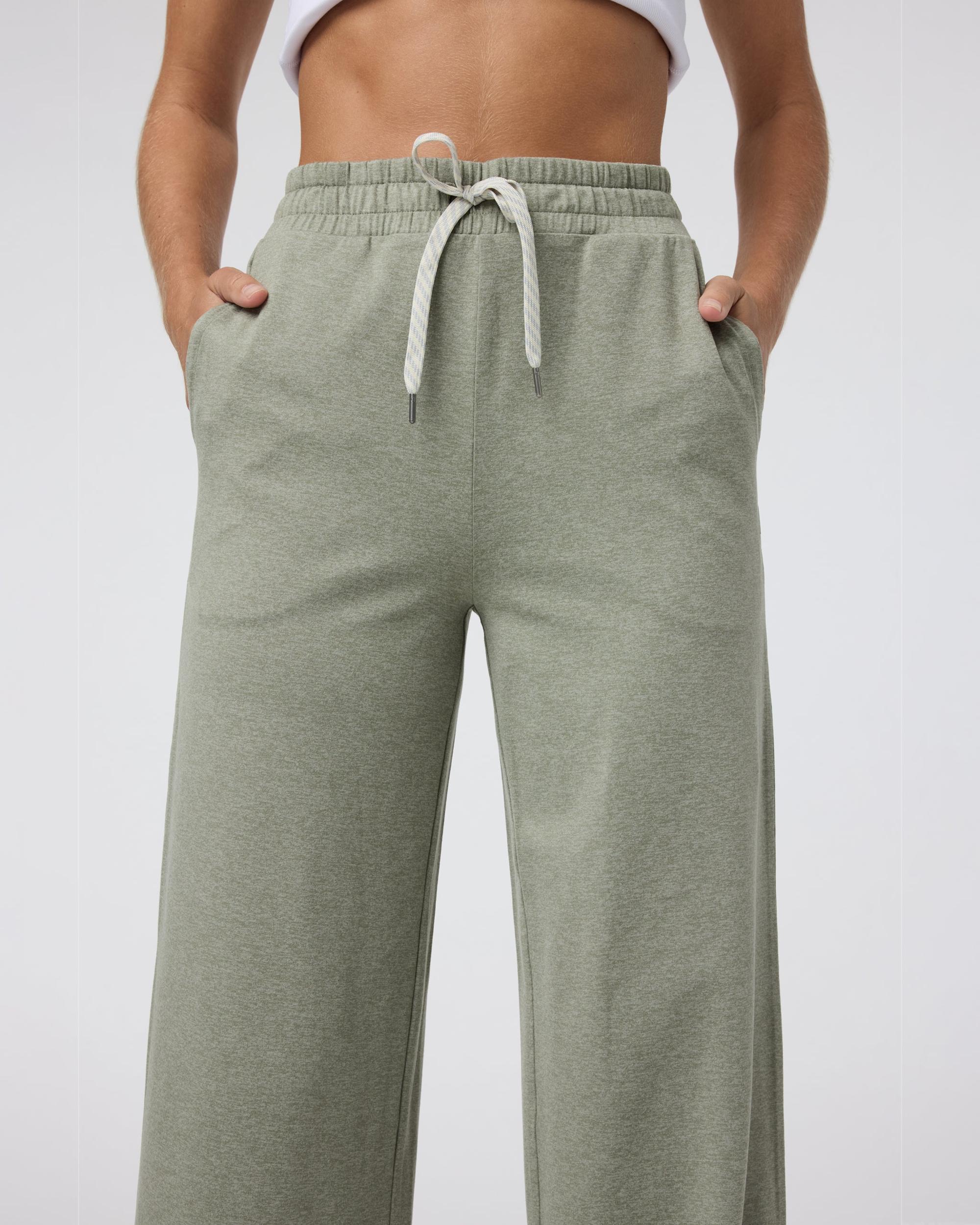 Halo Essential Wideleg Pant - Short Product Image