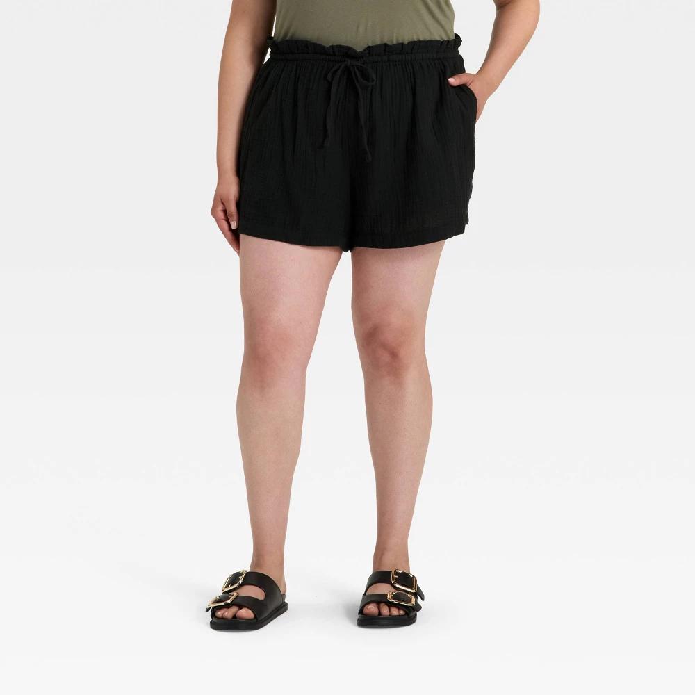 Women's High-Rise Pull-On Shorts - Universal Thread™ Cream 3X Product Image