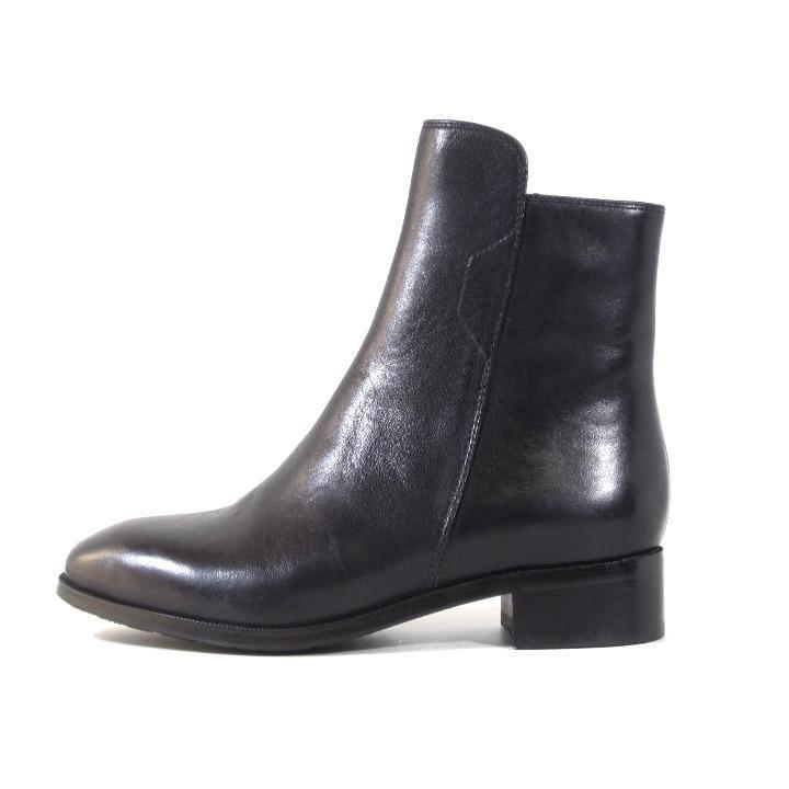 Jake Leather Chelsea Boots Product Image