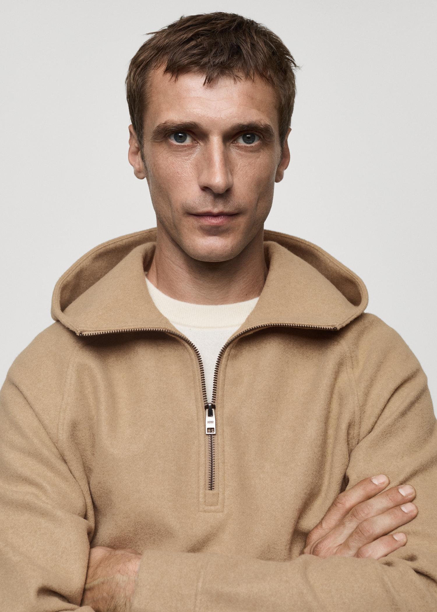 Hooded flannel sweatshirt - Men | MANGO USA Product Image
