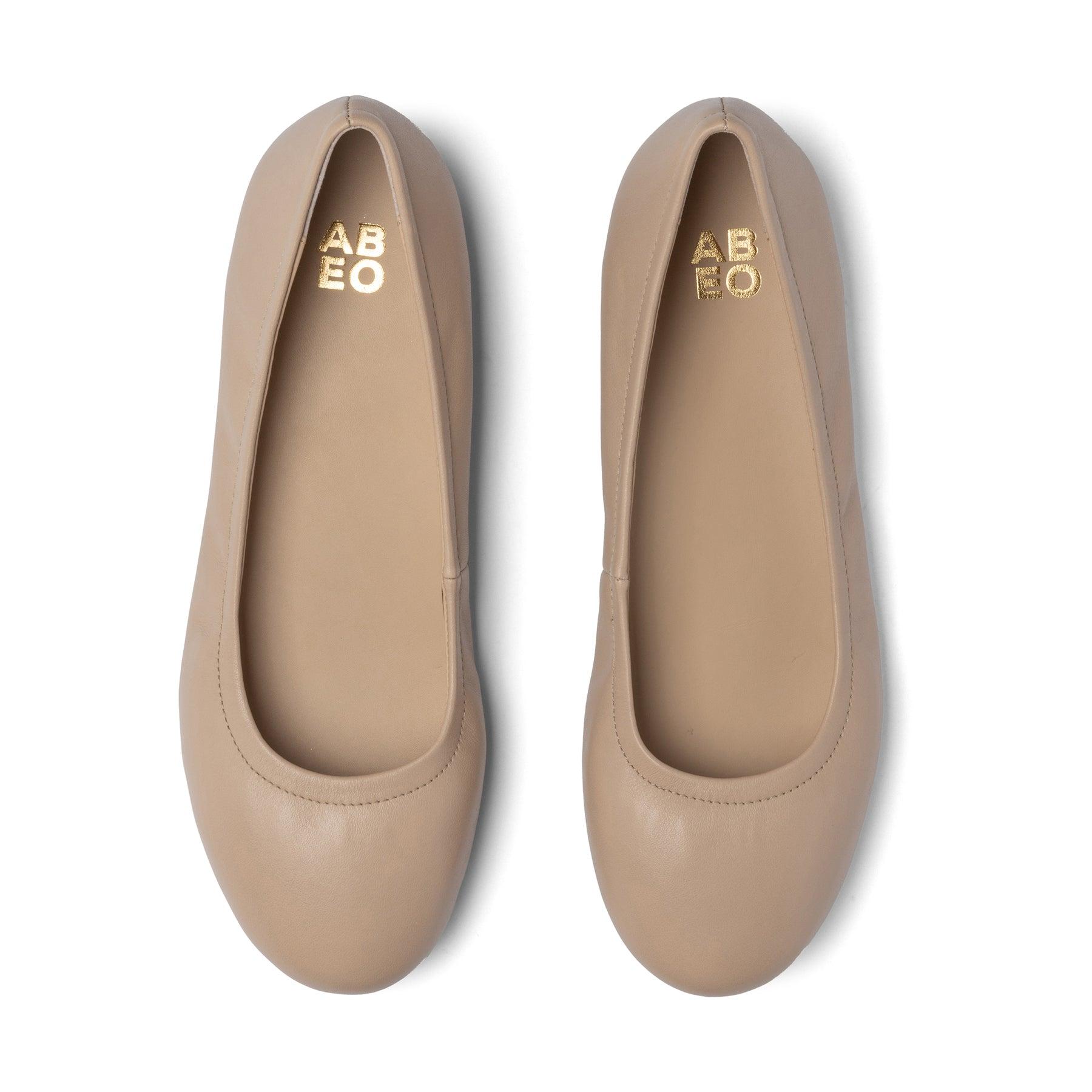 Promenade Flat Metatarsal Female Product Image