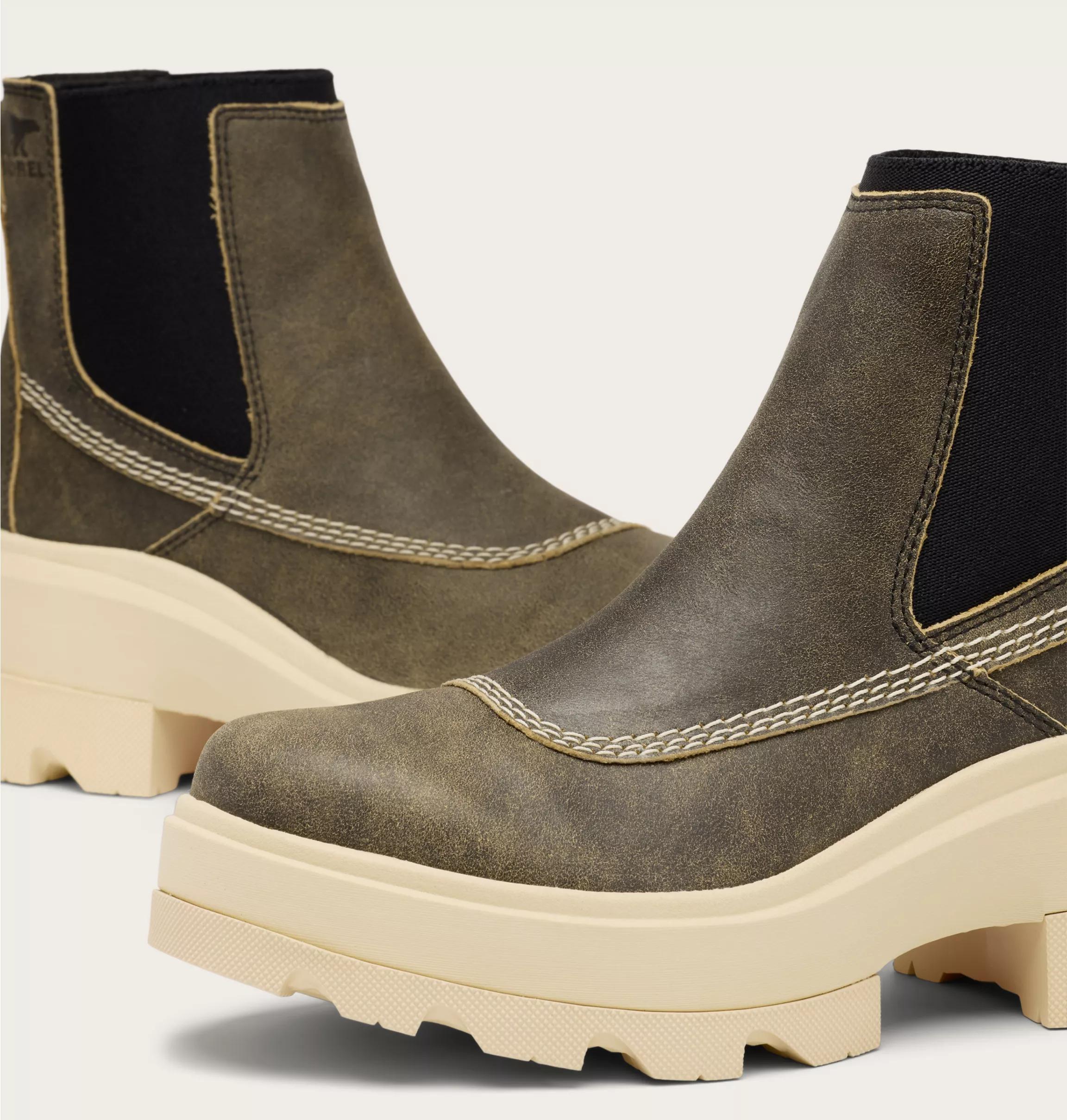 JOAN FRWD™ Women's Chelsea Boot Product Image