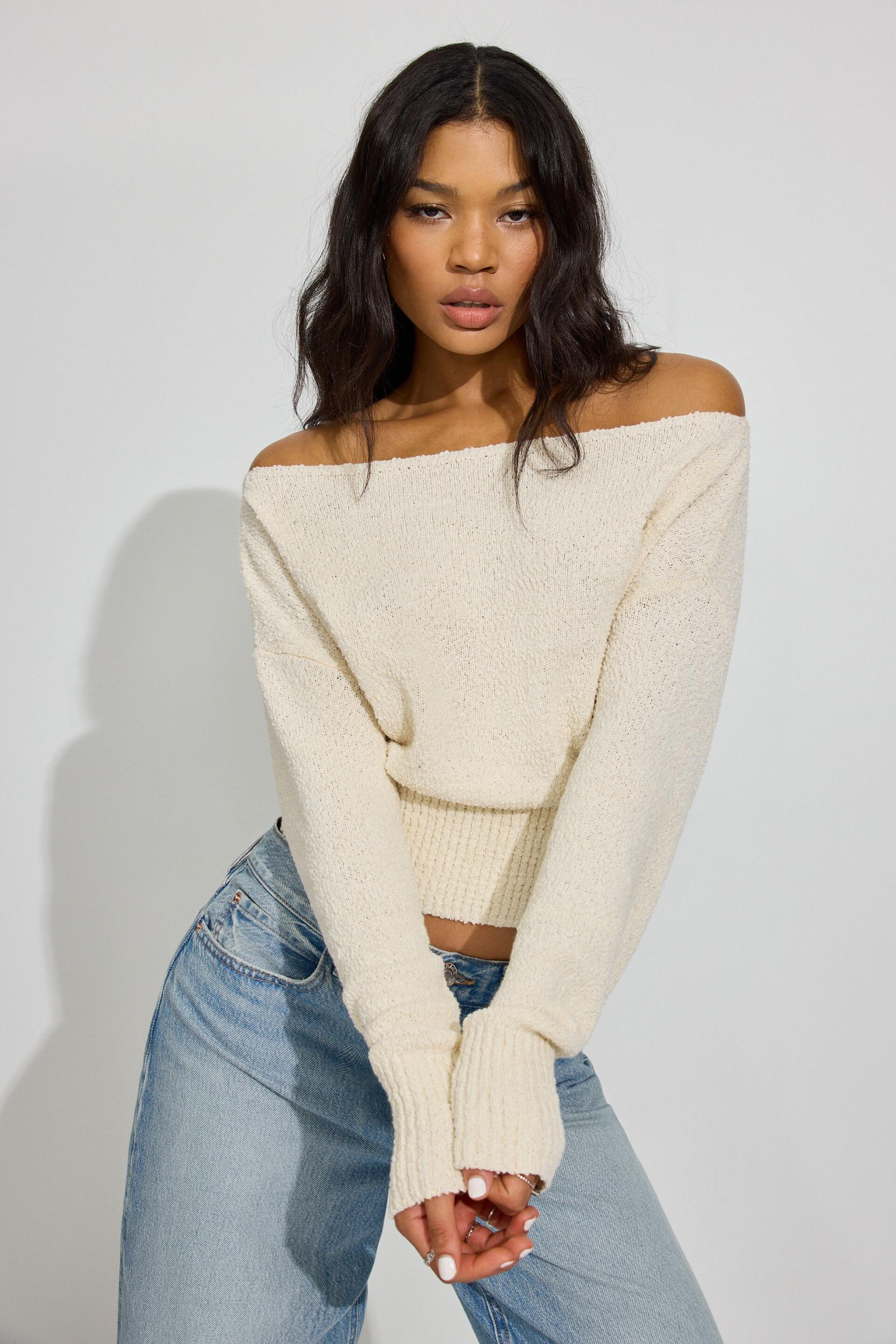 Scoop Neck Knit Top Product Image