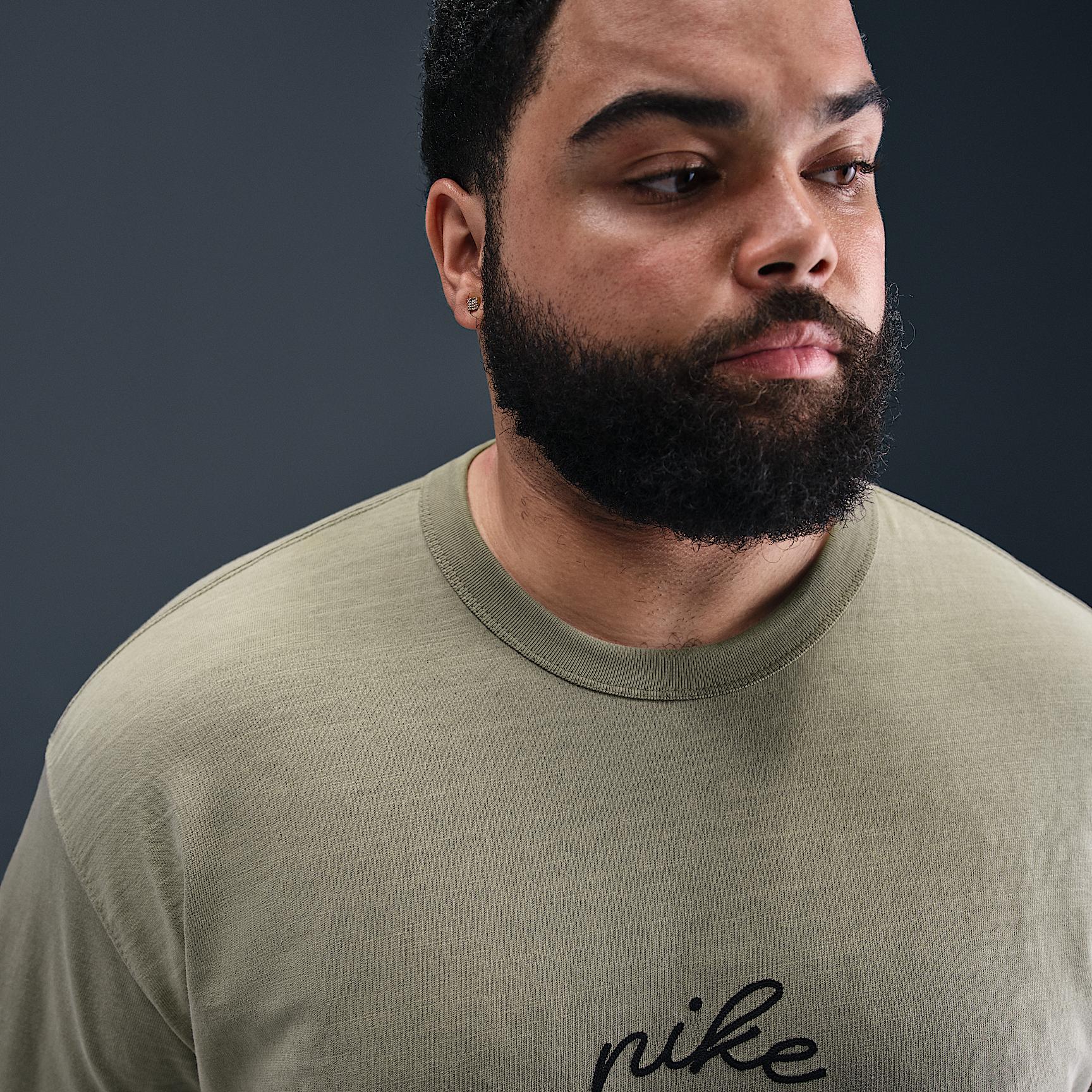 Mens Nike Sportswear Premium Essentials T-shirt | HQ9238-320 Product Image