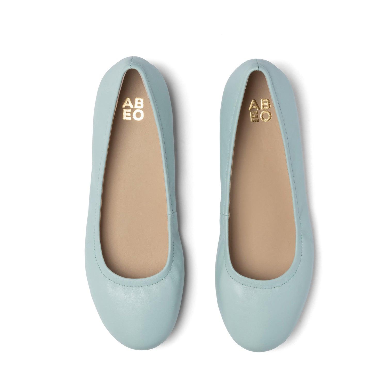 Promenade Flat Female Product Image