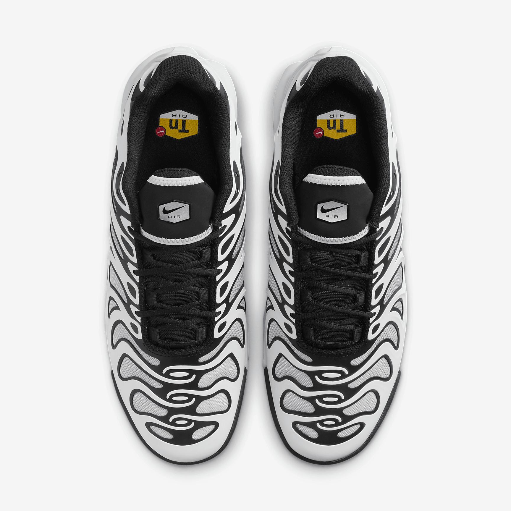 Nike Mens Nike Air Max Plus Drift - Mens Running Shoes White/Black/Metallic Silver Product Image
