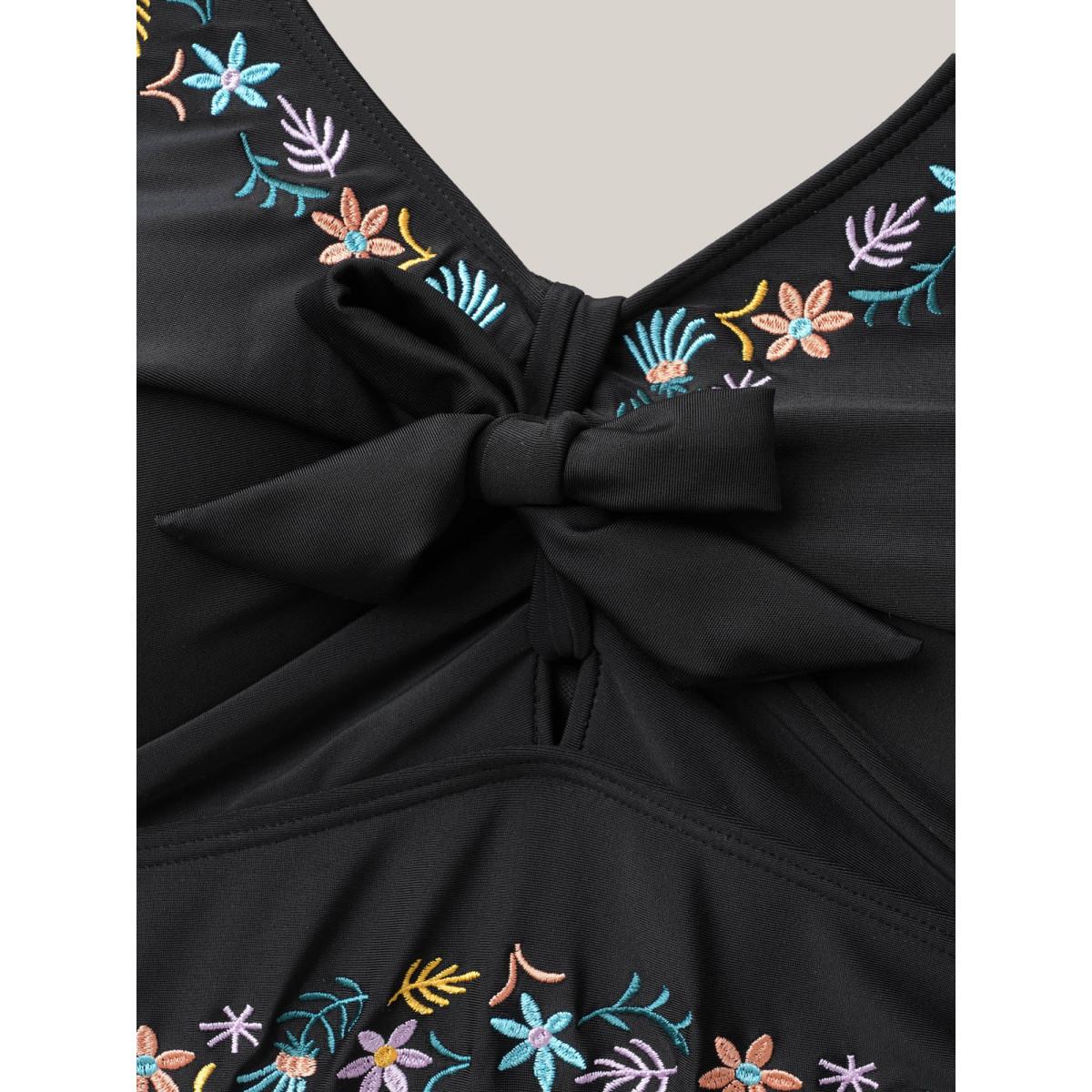 Plus Size Multi-Color Embroidered Lace Tied Swim Top Women's Swimwear Black Beach Tie knot High stretch Skinny Heart neckline Curve Swim Tops BloomChic 22-24/3X Product Image