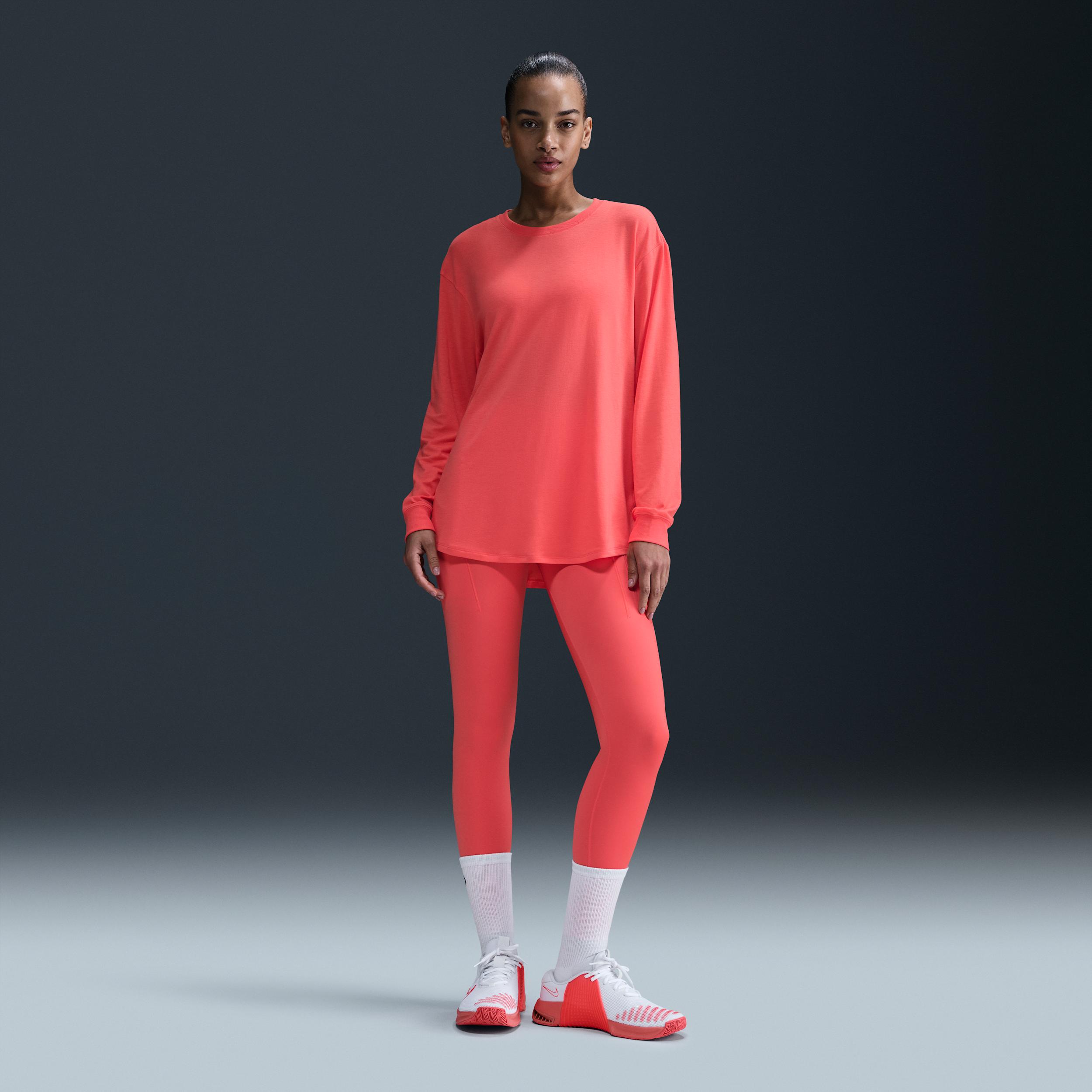 Nike One Relaxed Women's Dri-FIT Long-Sleeve Top Product Image