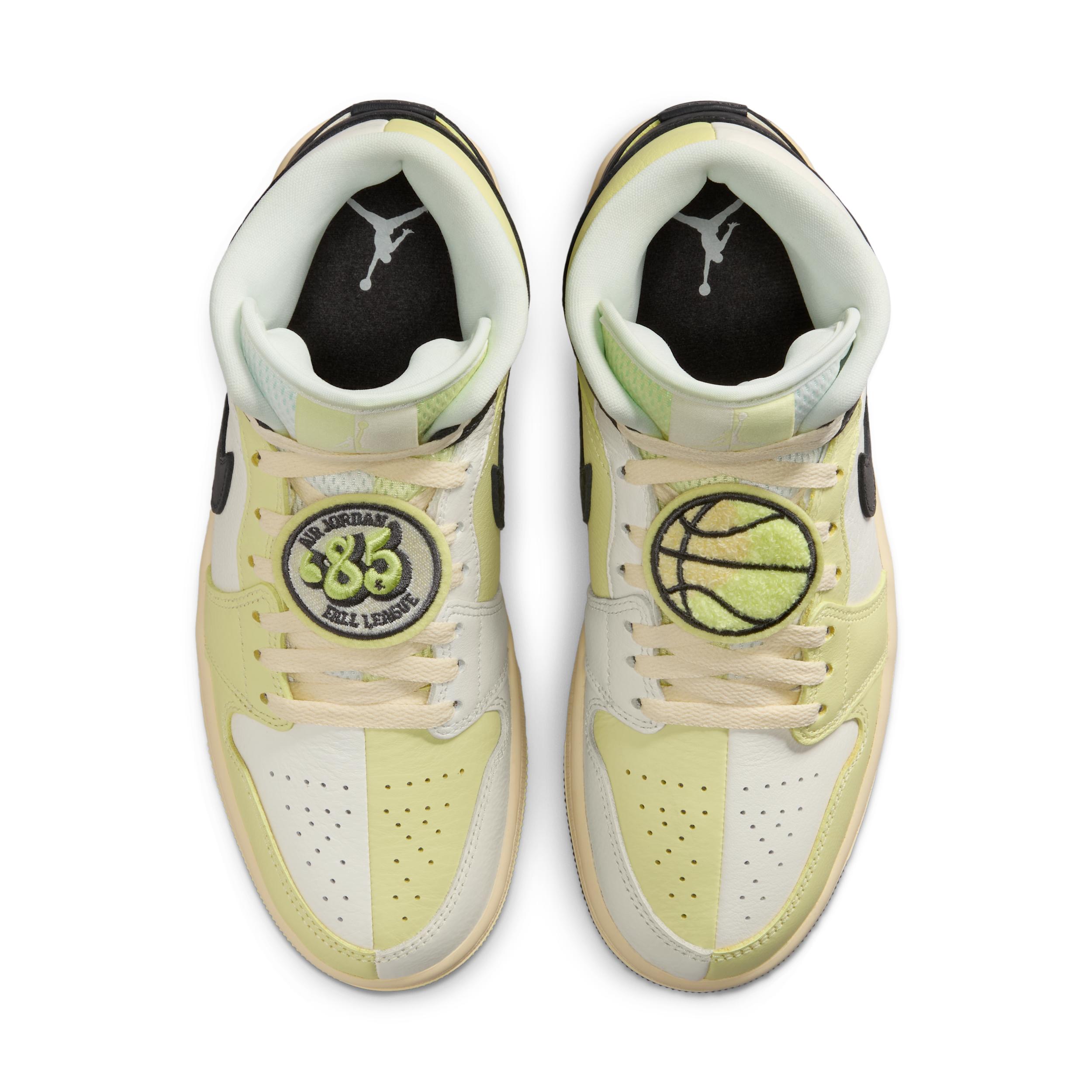 Women's Air Jordan 1 Mid SE Shoes Product Image