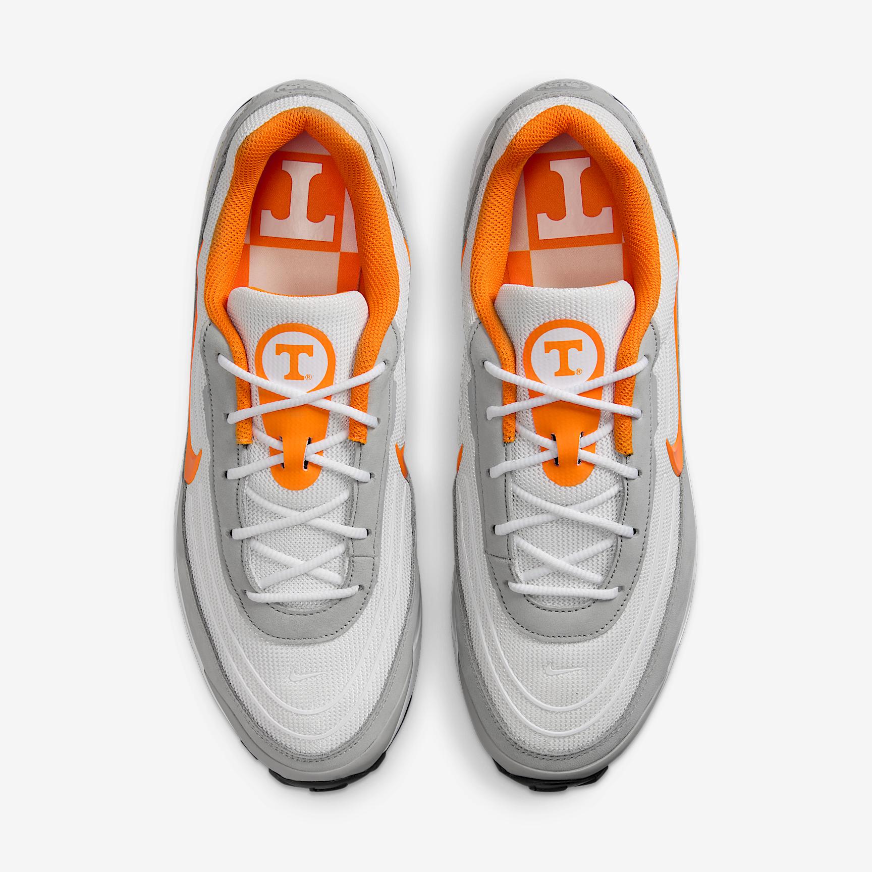Nike College Air Max Verse (Tennessee) Men's Shoes Product Image