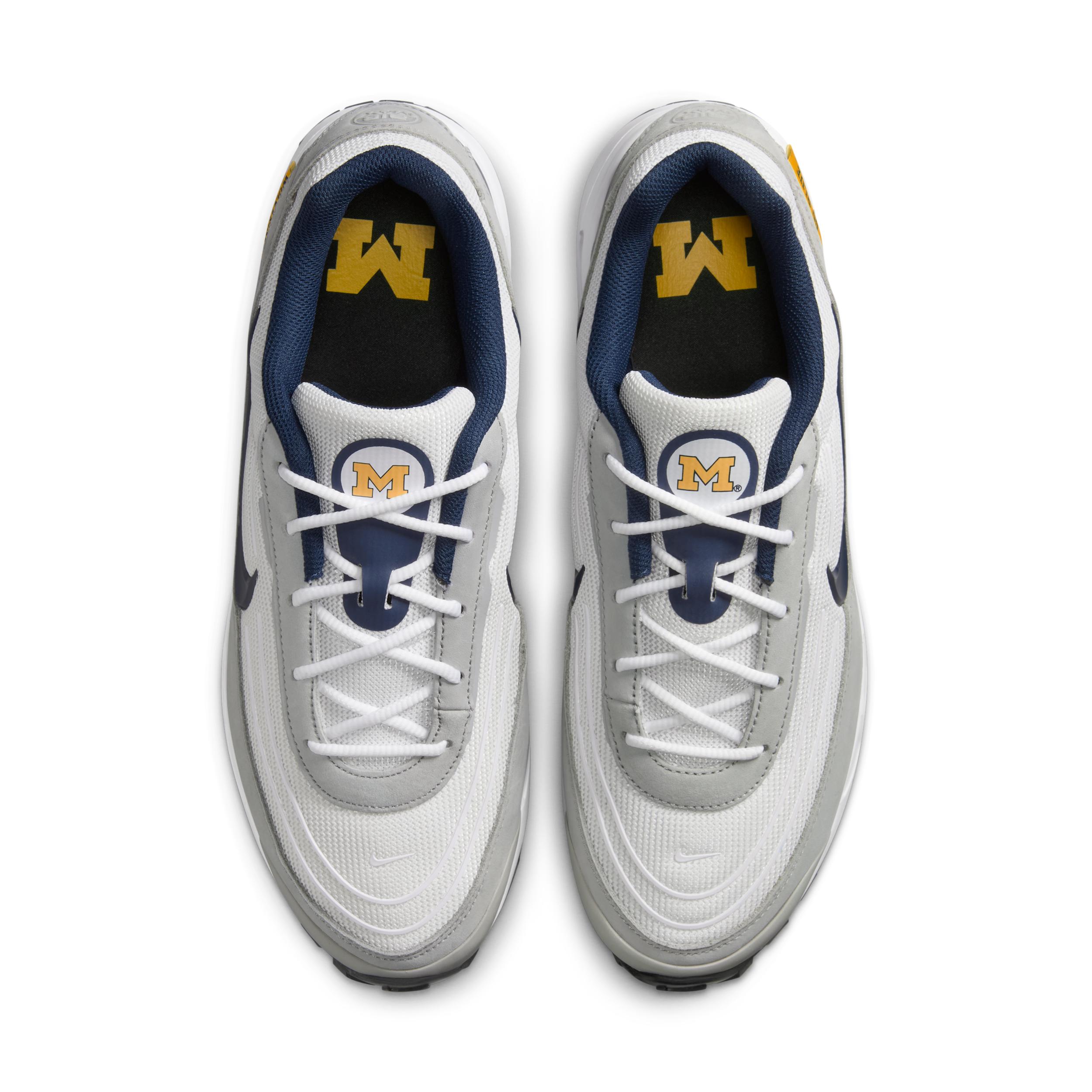 Nike Men's College Air Max Verse (Michigan) Shoes Product Image