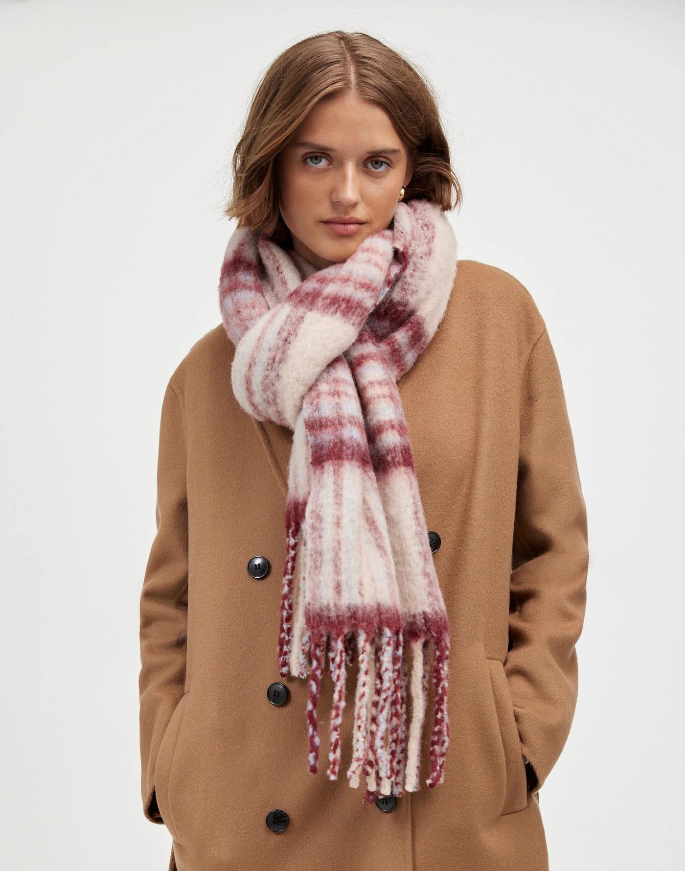 Alpaca-Blend Scarf Product Image