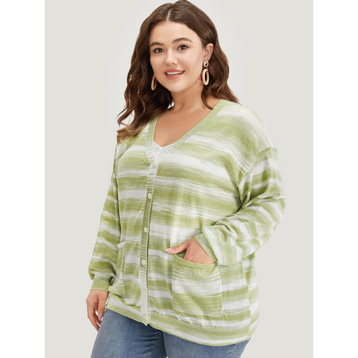 Plus Size Ombre Button Up Patched Pocket Cardigan LightGreen Women Casual Loose Long Sleeve Dailywear Cardigans BloomChic 26/4X Product Image