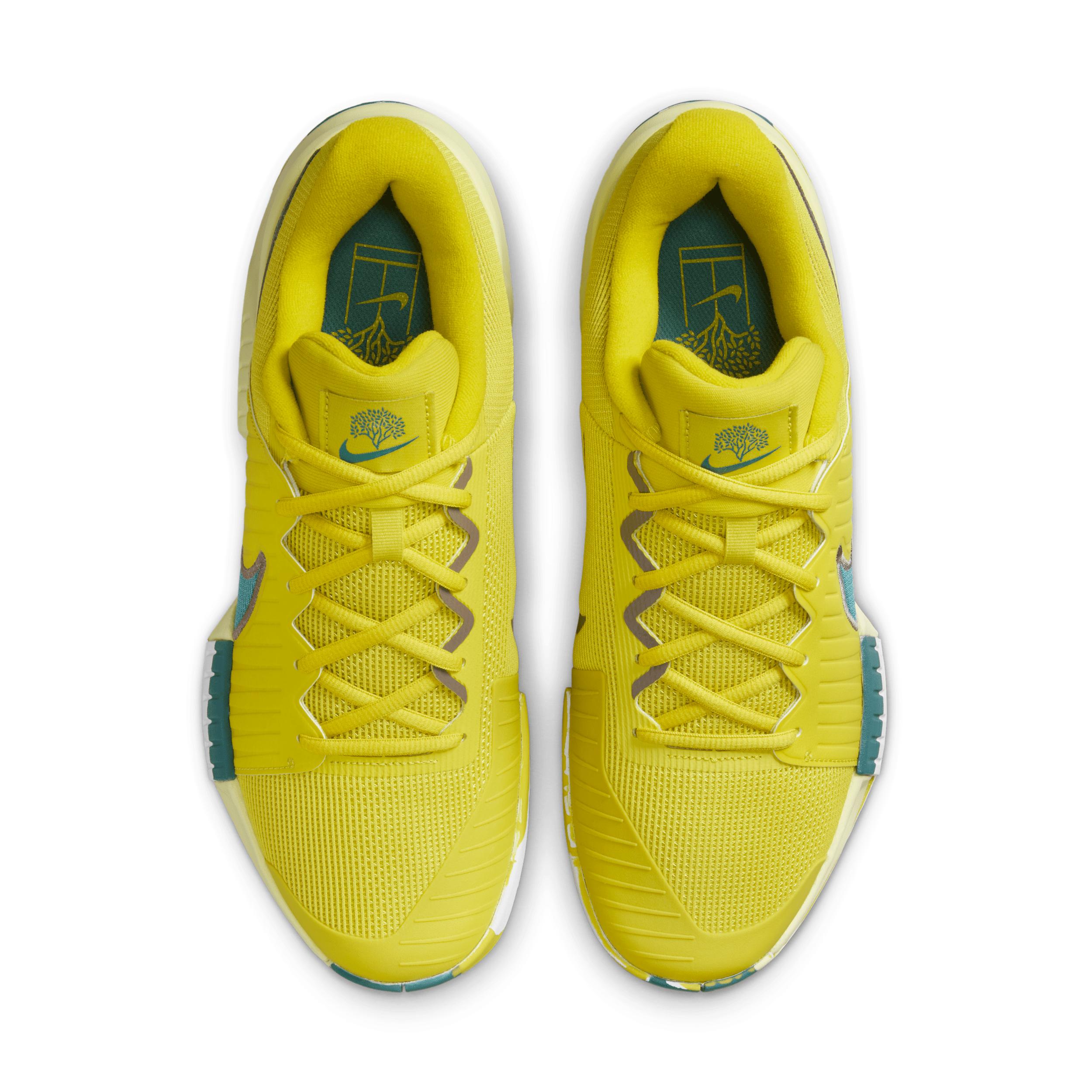 Nike Men's GP Challenge Pro Premium Hard Court Tennis Shoes Product Image