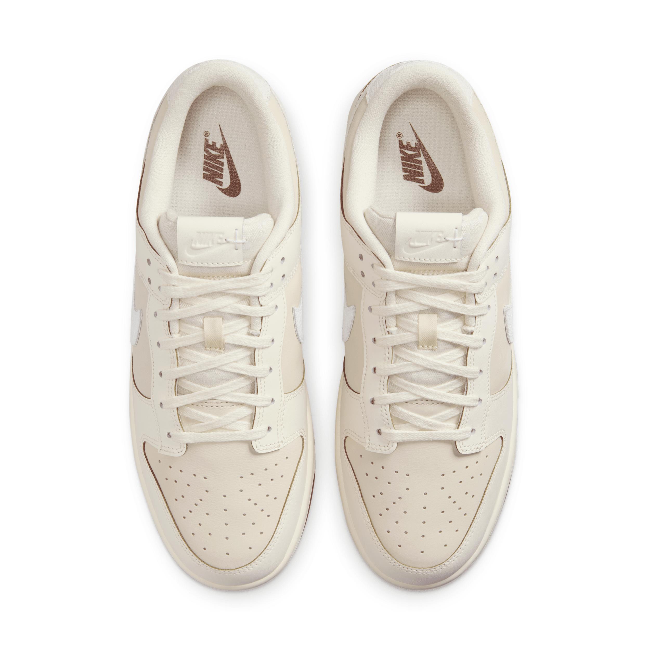 Nike Men's Dunk Low Retro Shoes Product Image