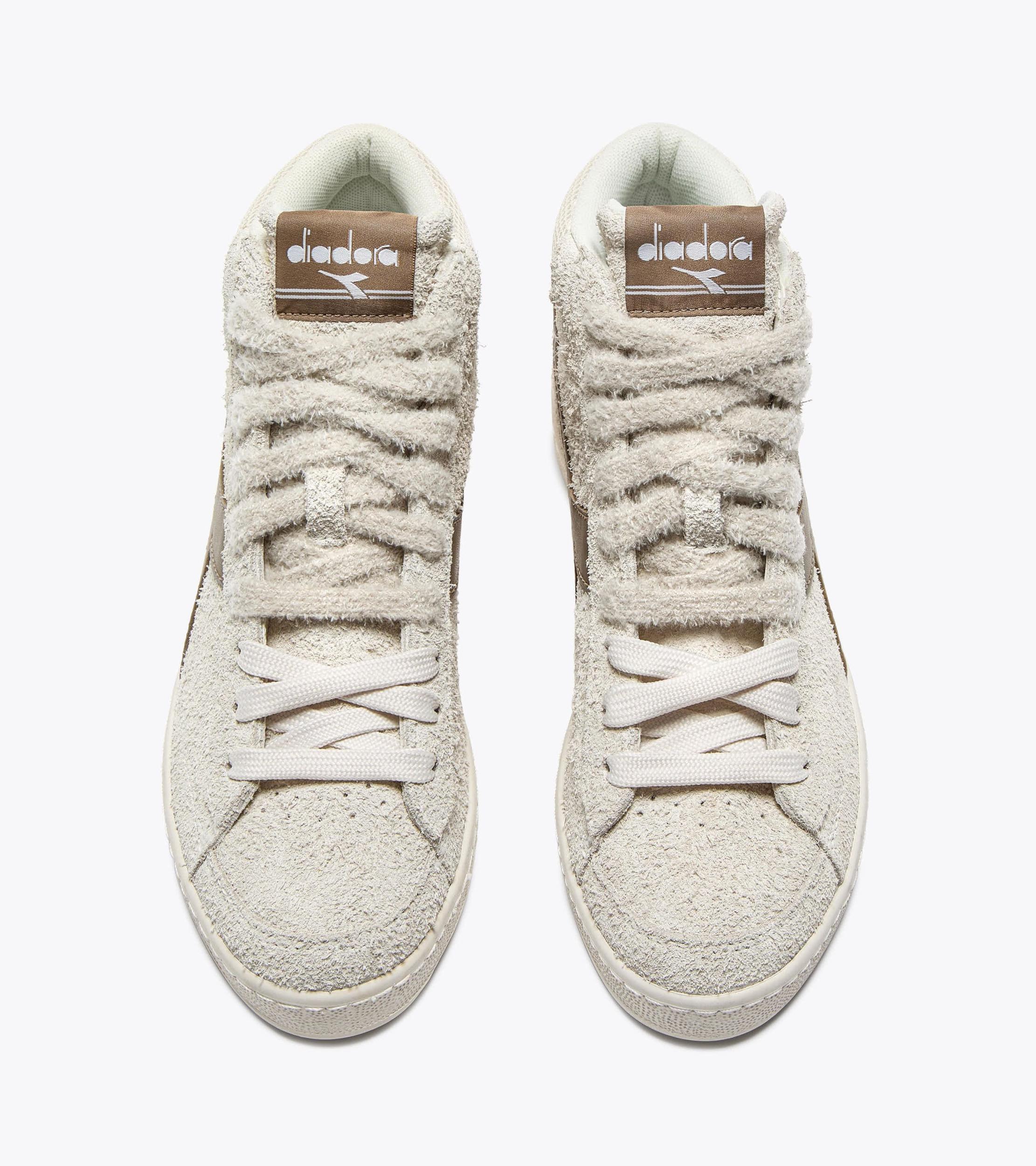 GAME HIGH SUEDE WAXED Product Image