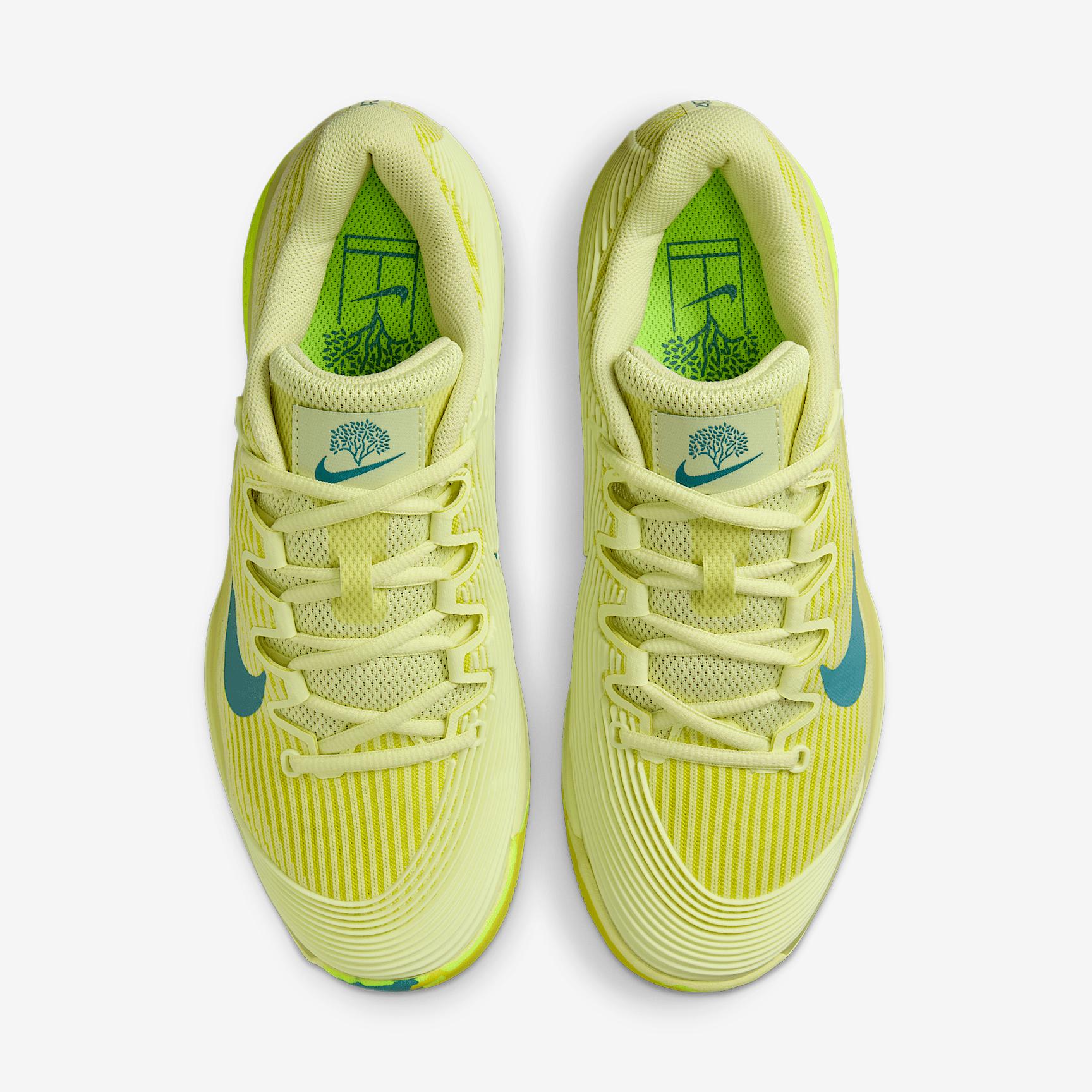 Nike Vapor 12 Premium Women's Hard Court Tennis Shoes Product Image