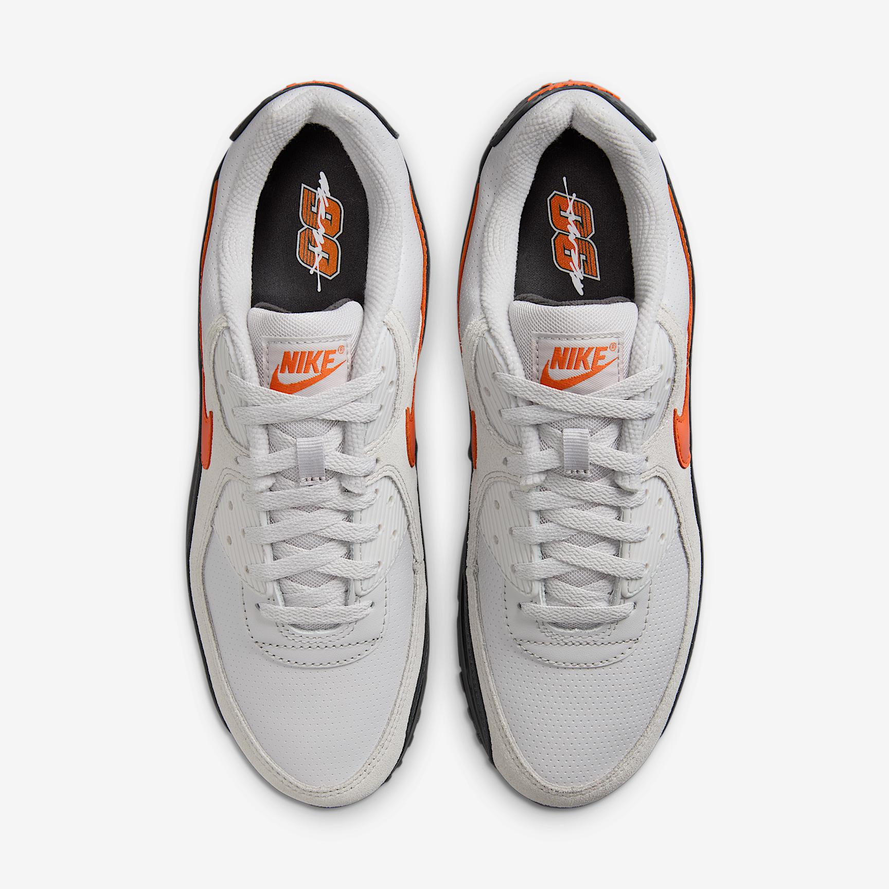 Nike Men's Air Max 90 Shoes Product Image