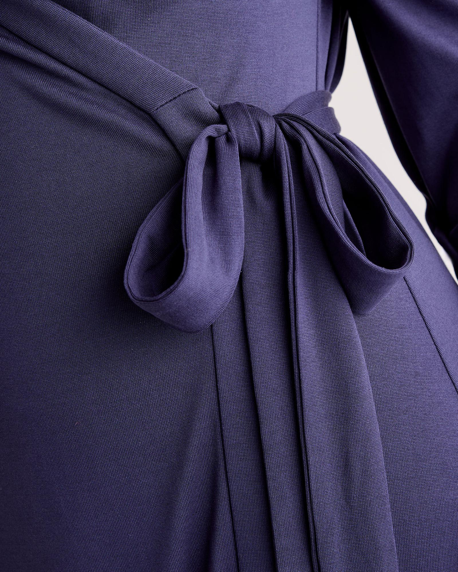 Quince | Women's 100% Silk Jersey Midi Wrap Dress Size XL Product Image