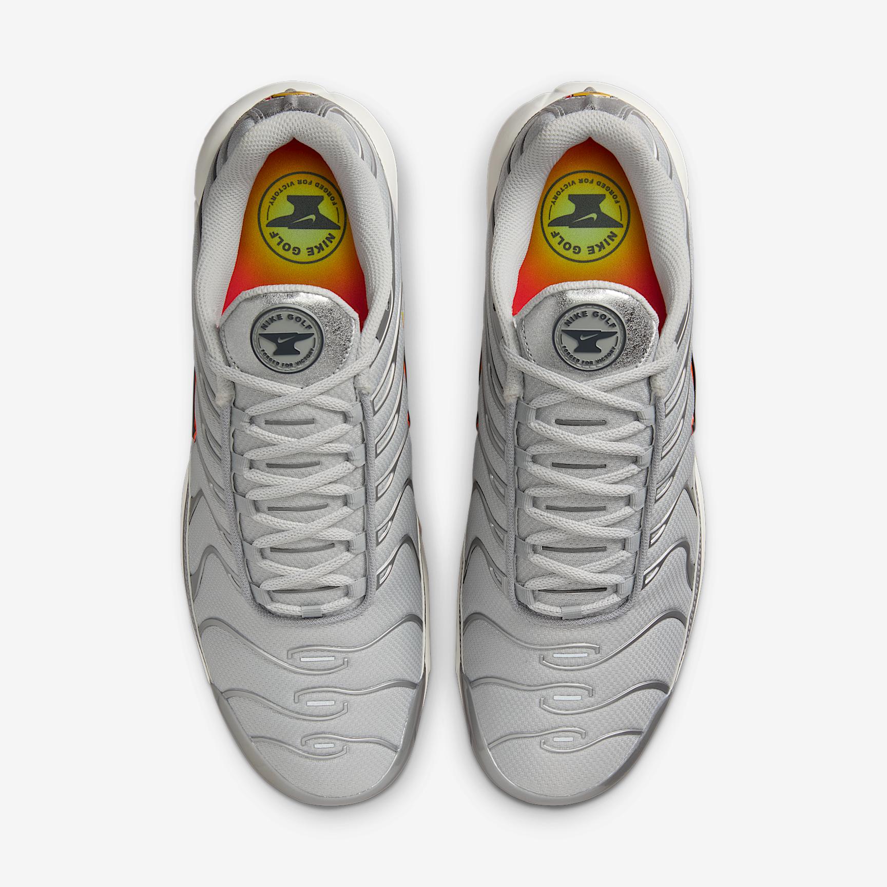 Nike Men's Air Max Plus G Golf Shoes Product Image