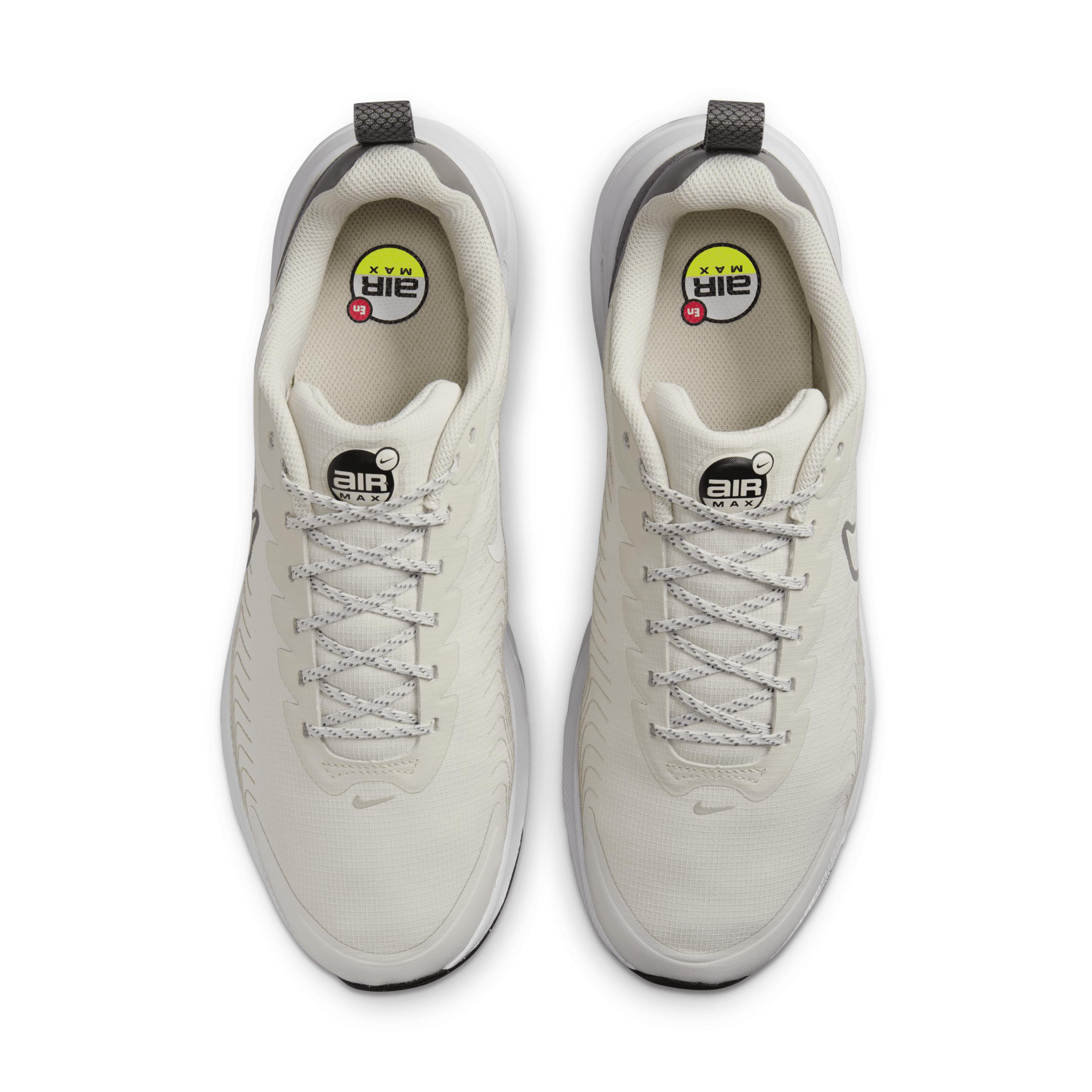 Nike Men's Air Max Nuaxis Winterized Shoes Product Image