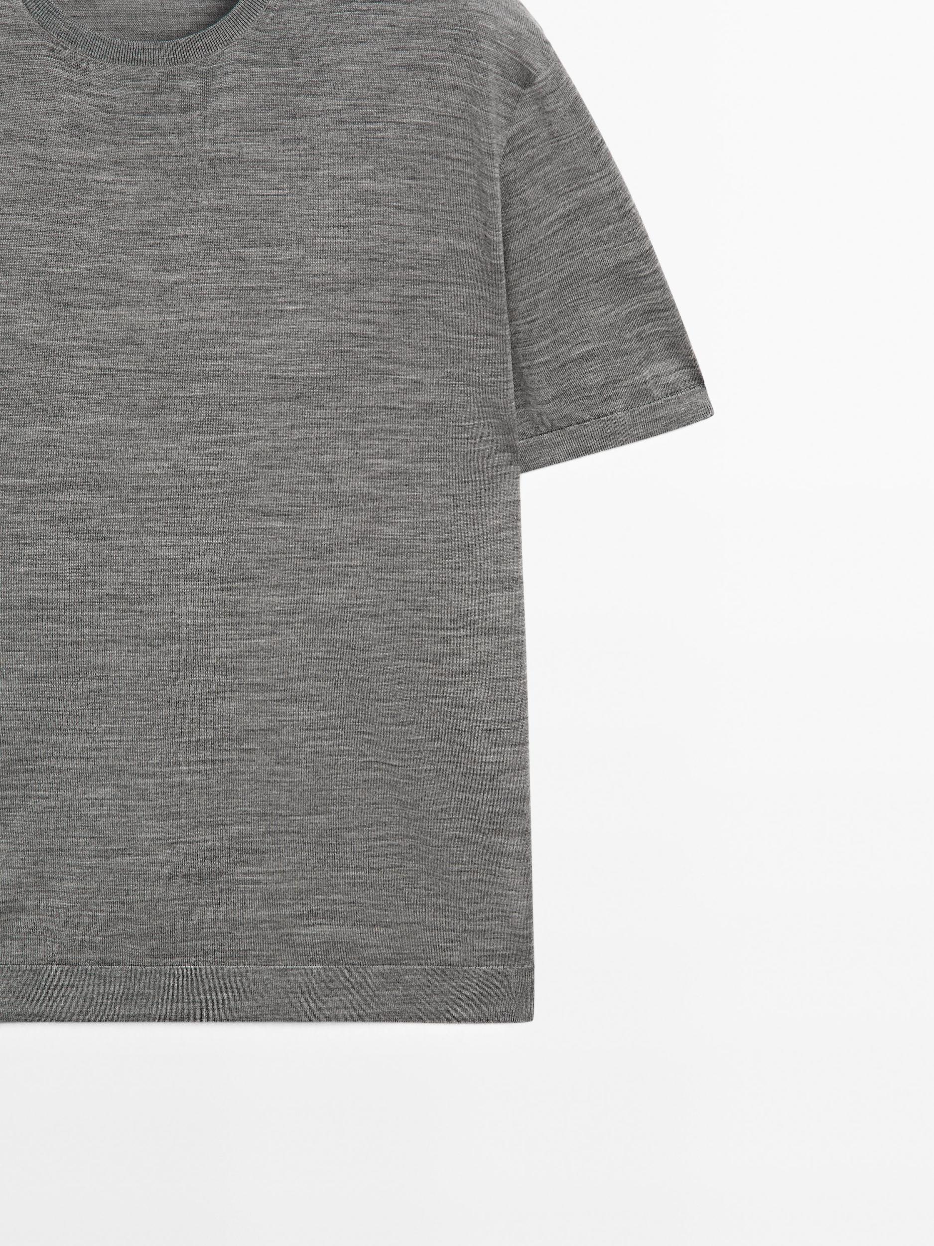 Short sleeve knit wool blend T-shirt Product Image