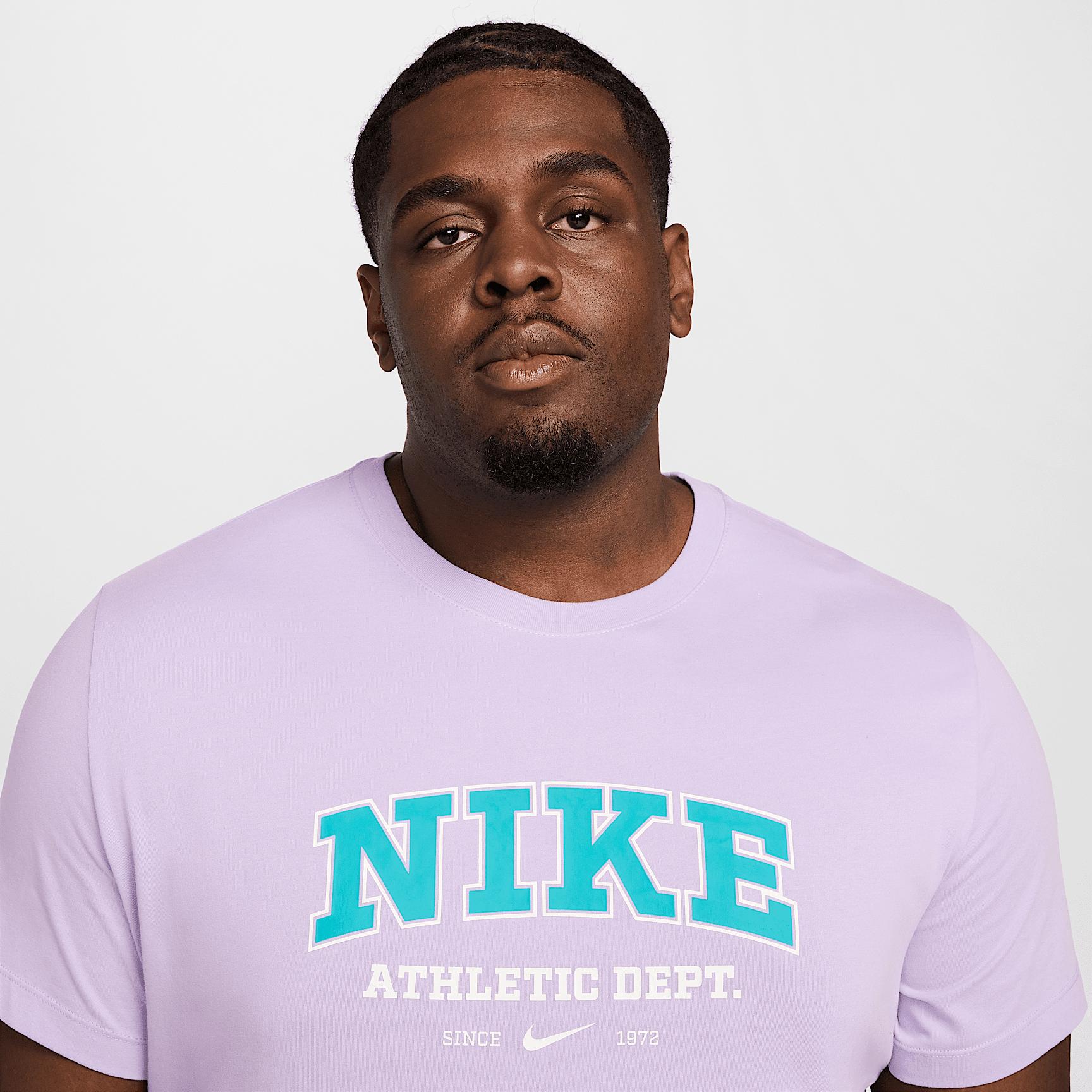 Nike Men's Dri-FIT Fitness T-Shirt Product Image