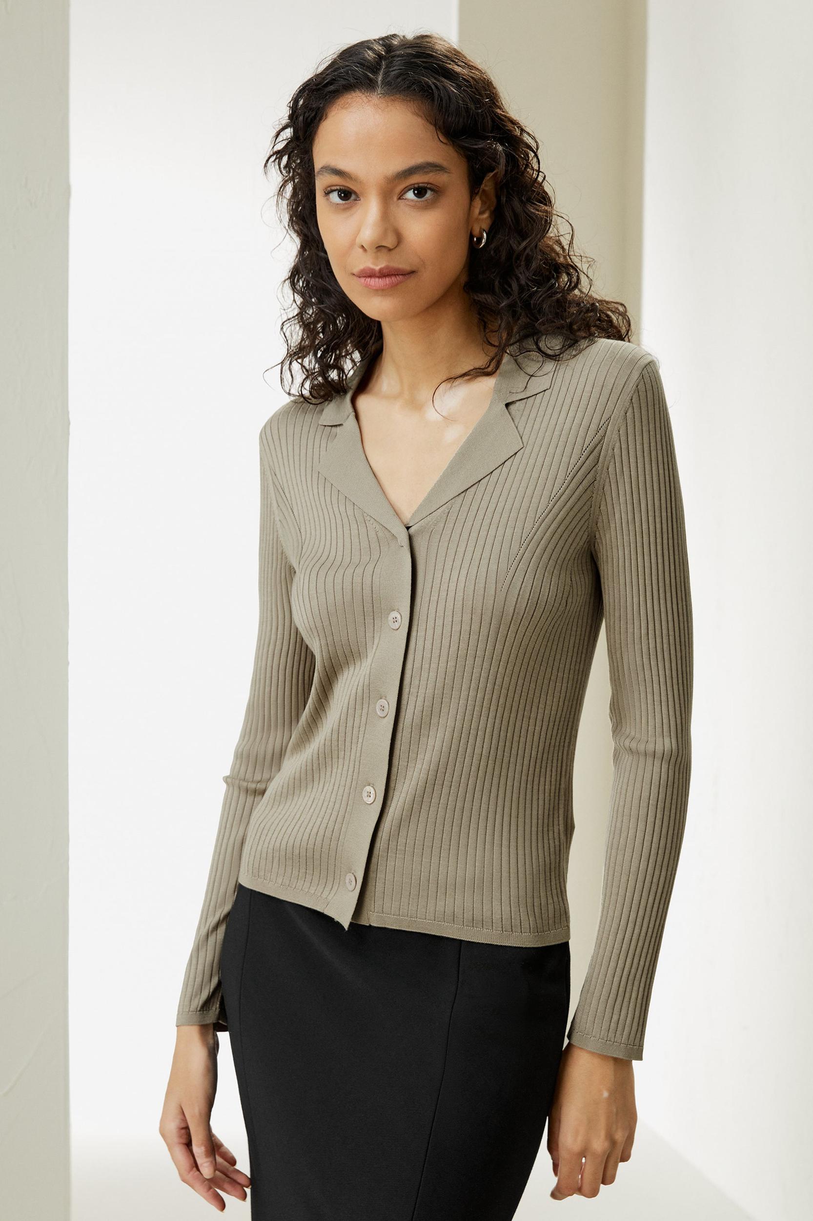 Lapel Collar Spun Silk Cardigan Product Image