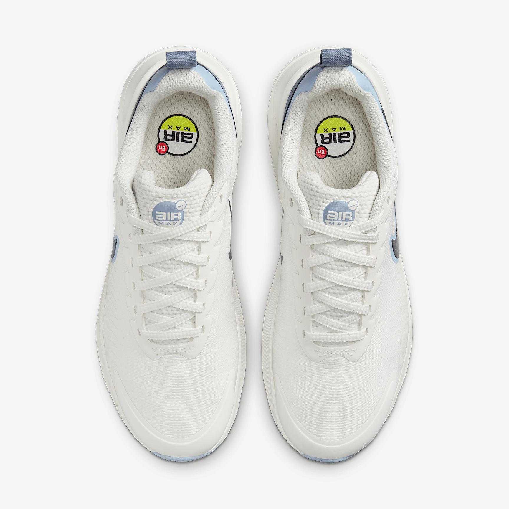 Nike Women's Air Max Nuaxis Shoes Product Image