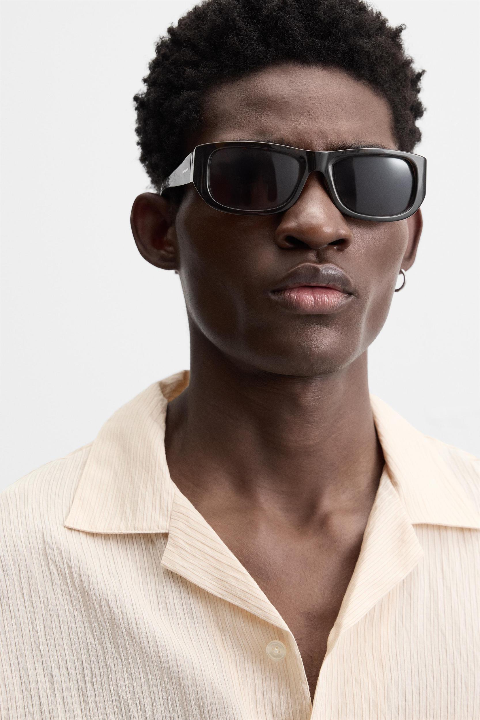 TEXTURED STRIPED SHIRT Product Image