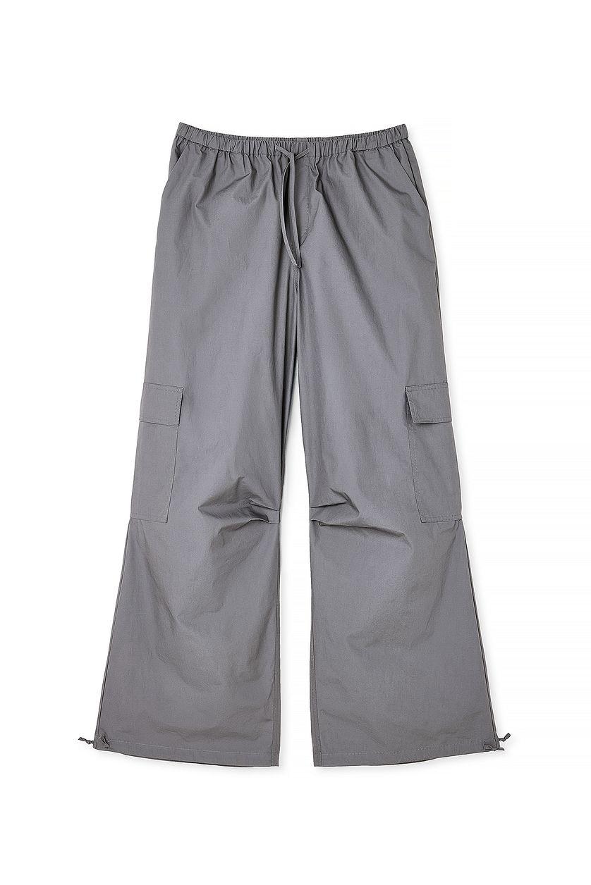 Drawstring Loose Mid Waist Cargo Pants Product Image