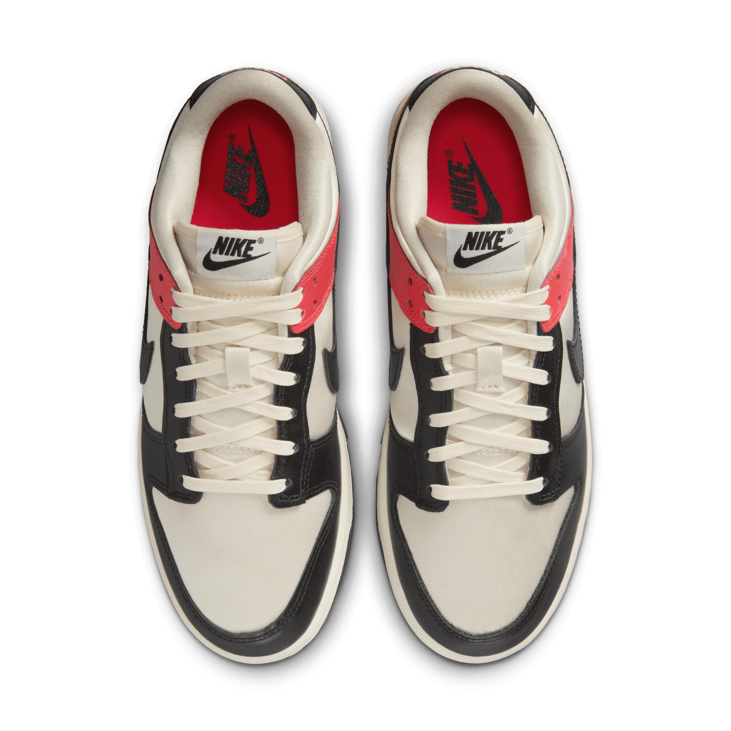 Nike Women's Dunk Low SE Shoes Product Image