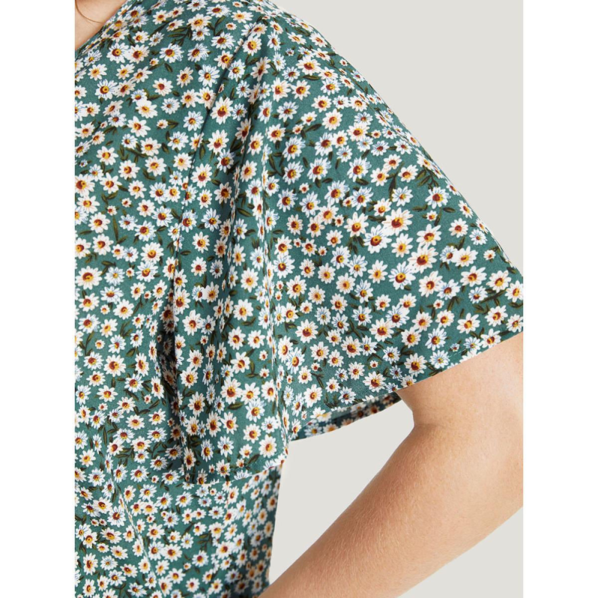 Plus Size Mint Daisy Floral Button Detail Ruffle Sleeve Blouse Women Elegant Short sleeve V-neck Dailywear Blouses BloomChic 26/4X Product Image