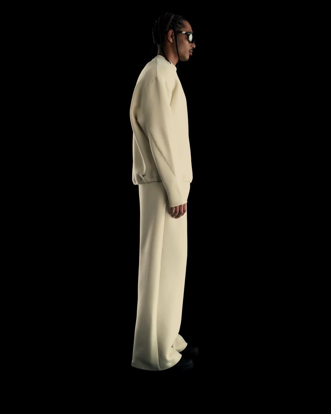 Nike Men's Tech Fleece Crew Product Image