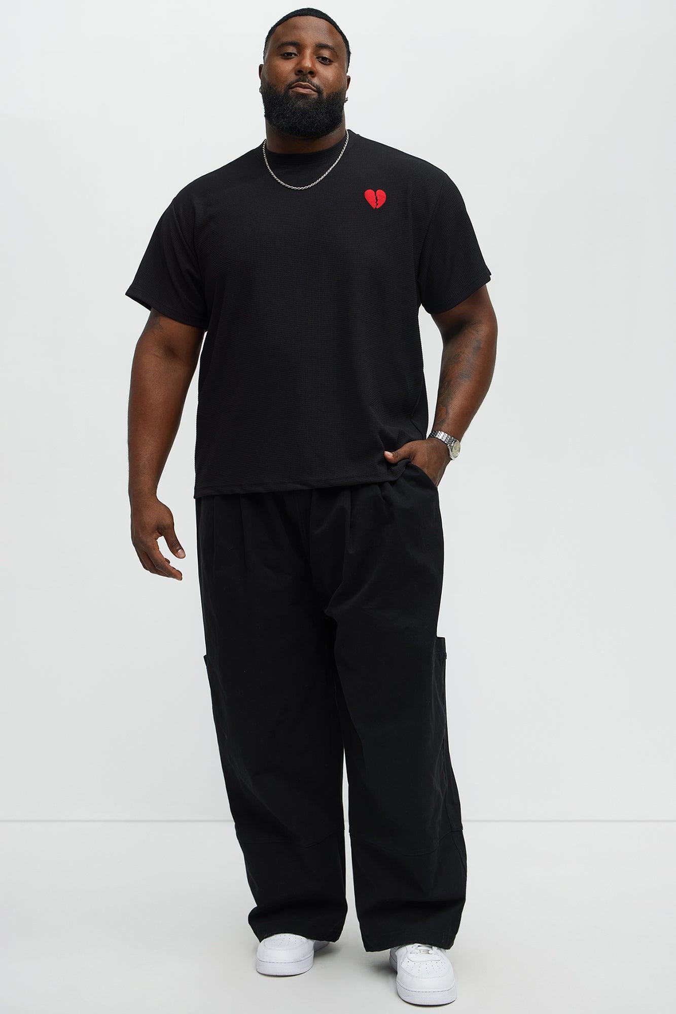 Broken Heart Textured Short Sleeve Tee - Black Product Image