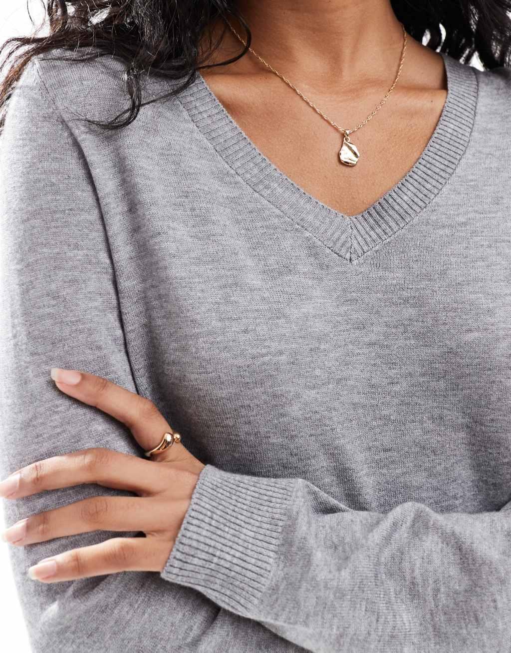 Stradivarius v neck sweater in gray Product Image