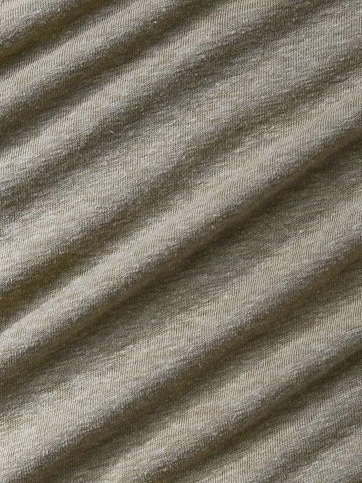 Getaway Linen Blend V-Neck Tee Product Image