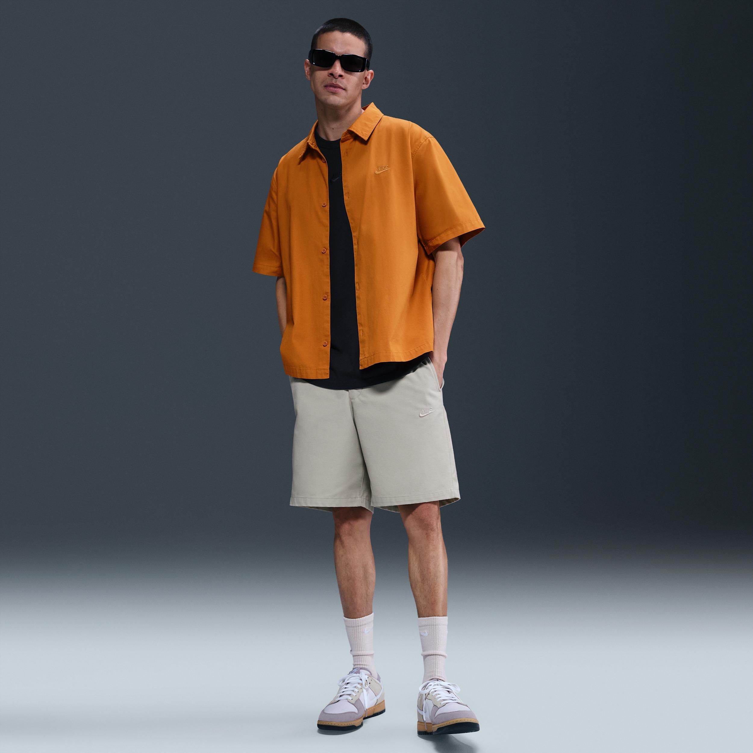 Nike Mens Club Short-Sleeve Button-Down Shirt | HJ2029-815 Product Image