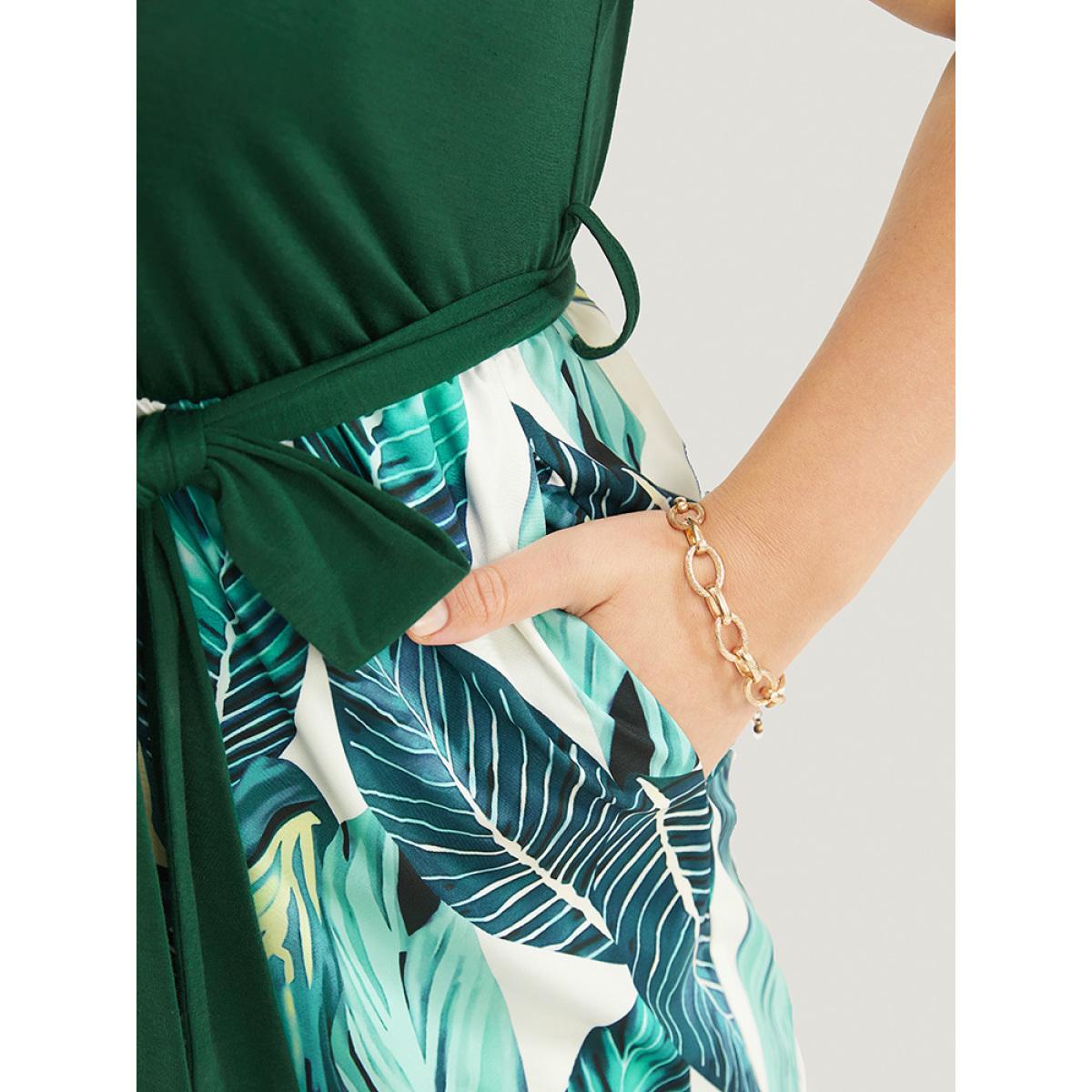 Plus Size DarkGreen Tropical Patchwork Surplice Neck Pocket Belt Cami Jumpsuit Women Vacation Sleeveless Spaghetti Strap Dailywear Loose Jumpsuits BloomChic 18-20/2X Product Image