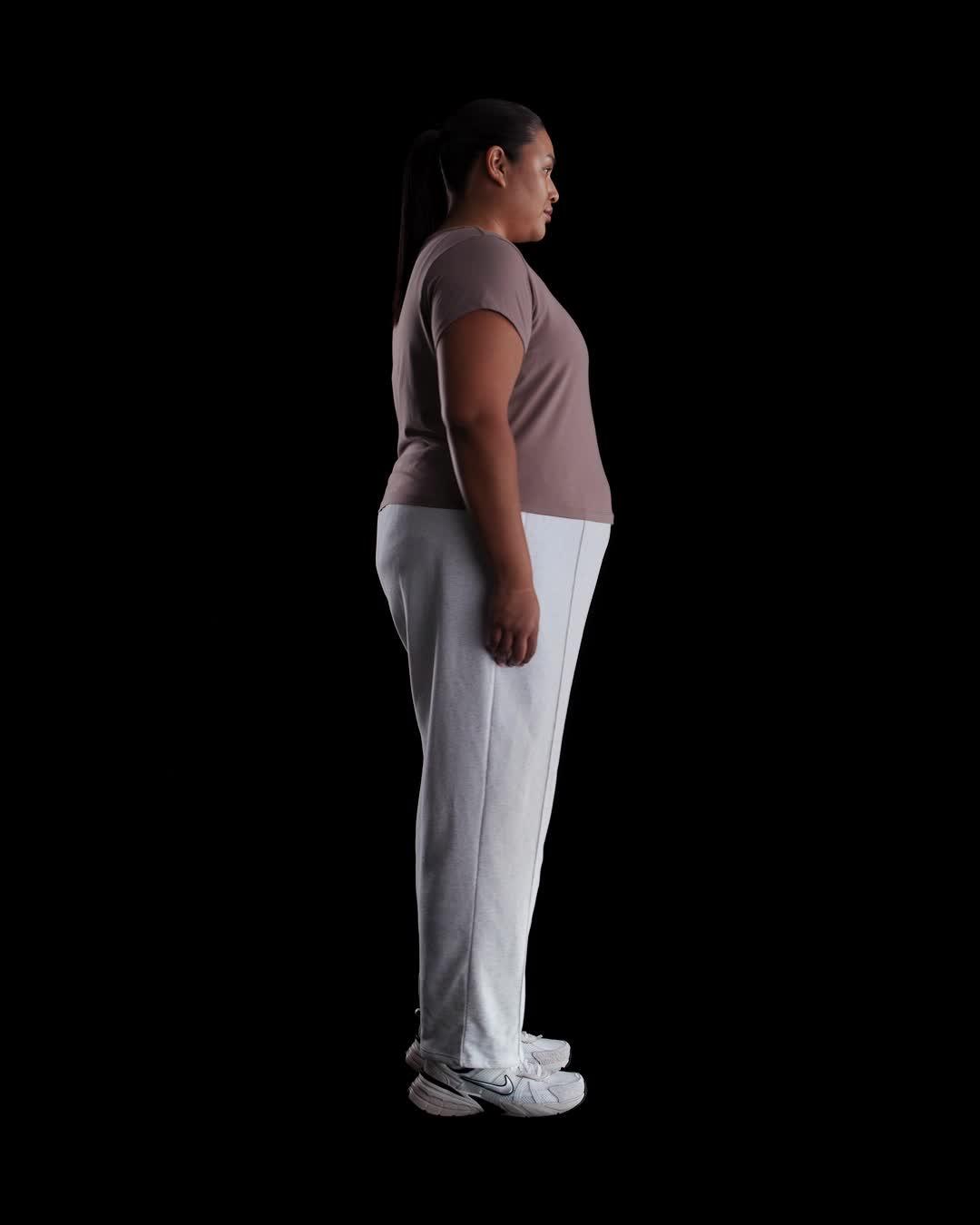 Women's Nike Sportswear Chill Terry Mid-Rise French Terry Open-Hem Sweatpants (Plus Size) Product Image